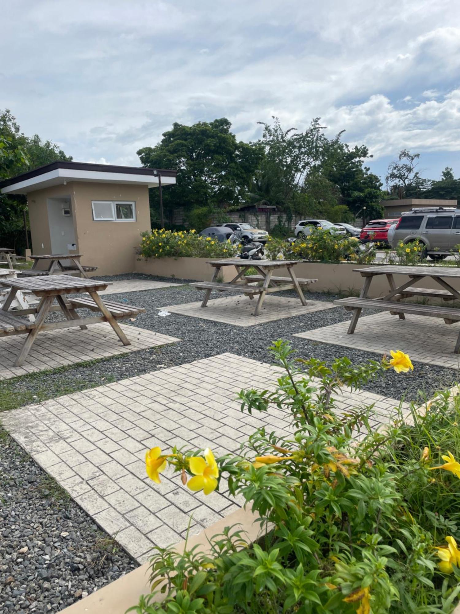 Guest house Near Airport, Cclex Pool View Balcony Lapu-Lapu City