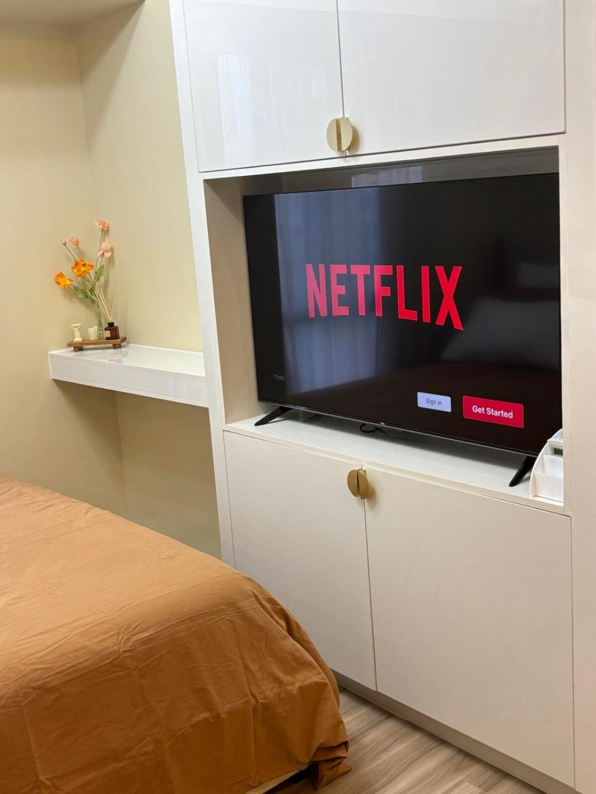 Private Unit In It Park Apartment