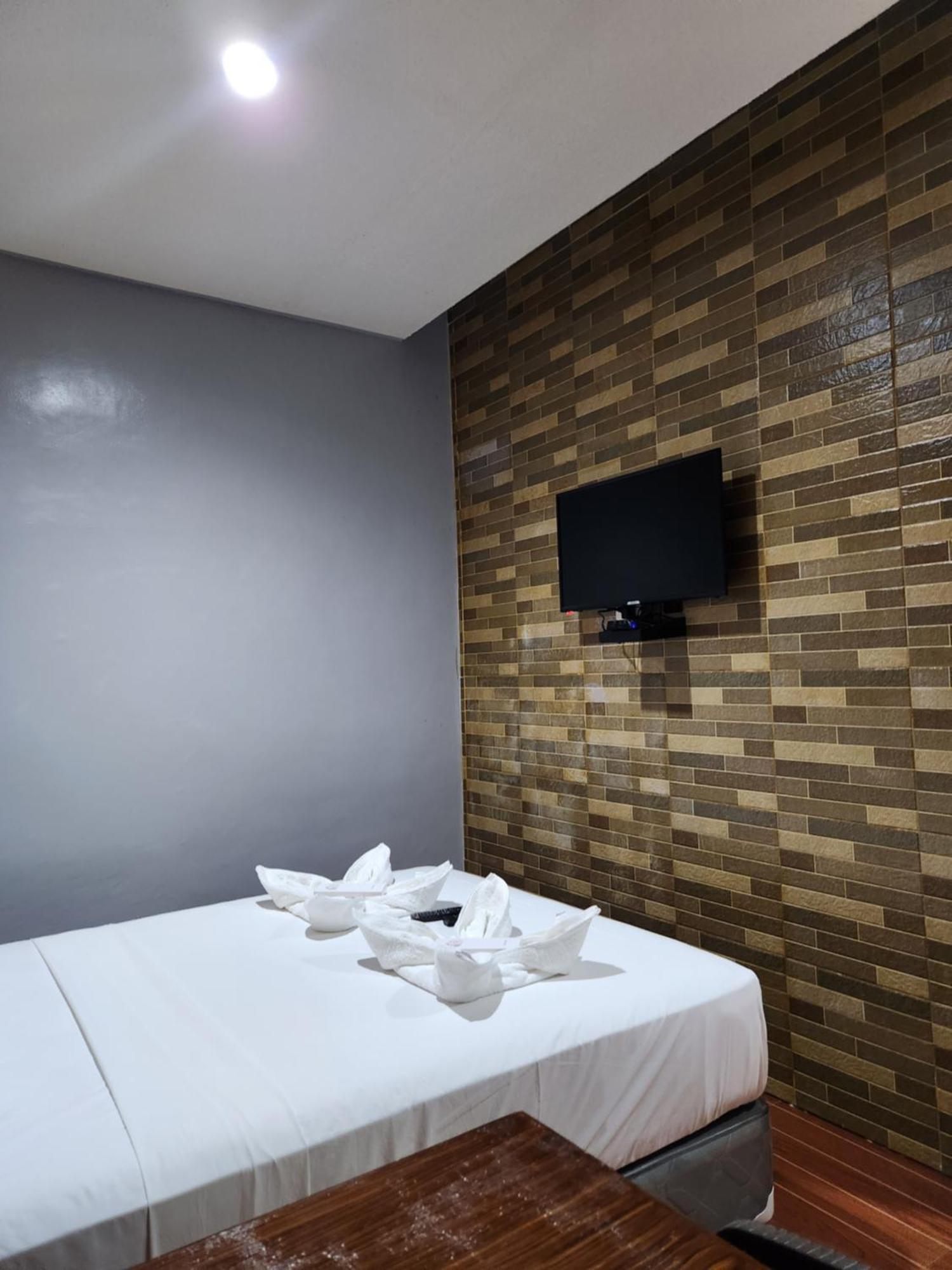 Hotel Maya Powered By Cocotel Badian