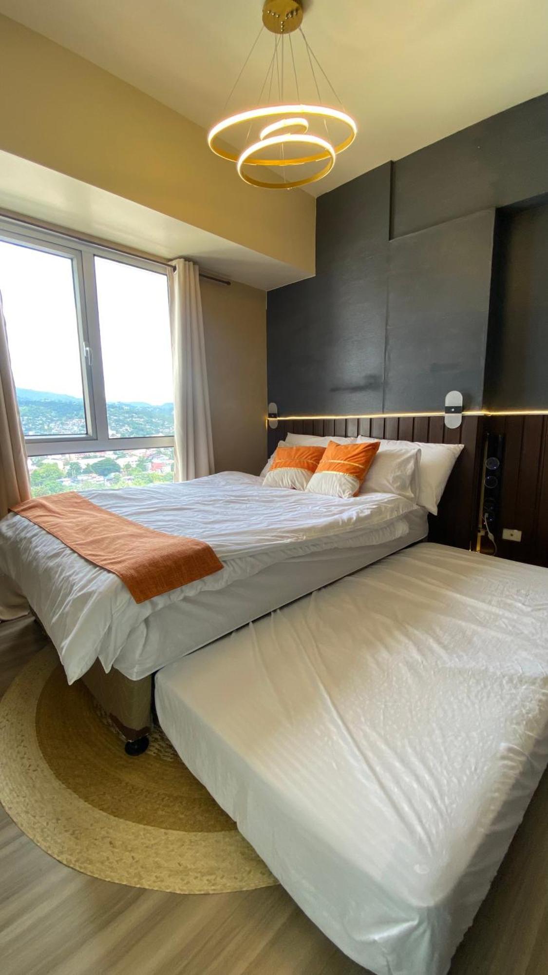 Cozy In It Park Near Ayala Mall