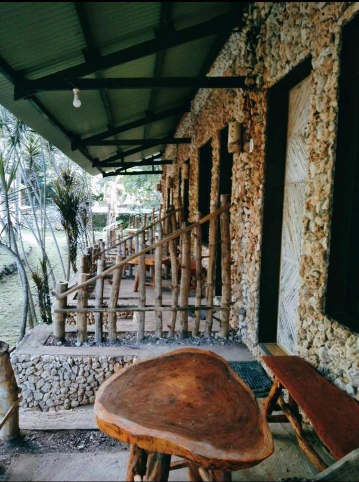 Resort Palaboy Skatecamp - Resto And Daanbantayan