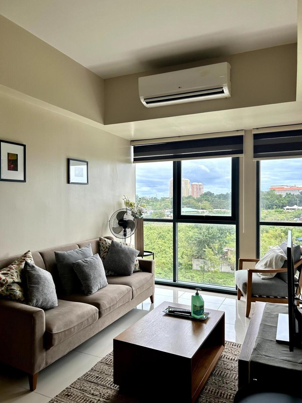 Cozy 2br In Mactan Newtown Sea View Apartment *
