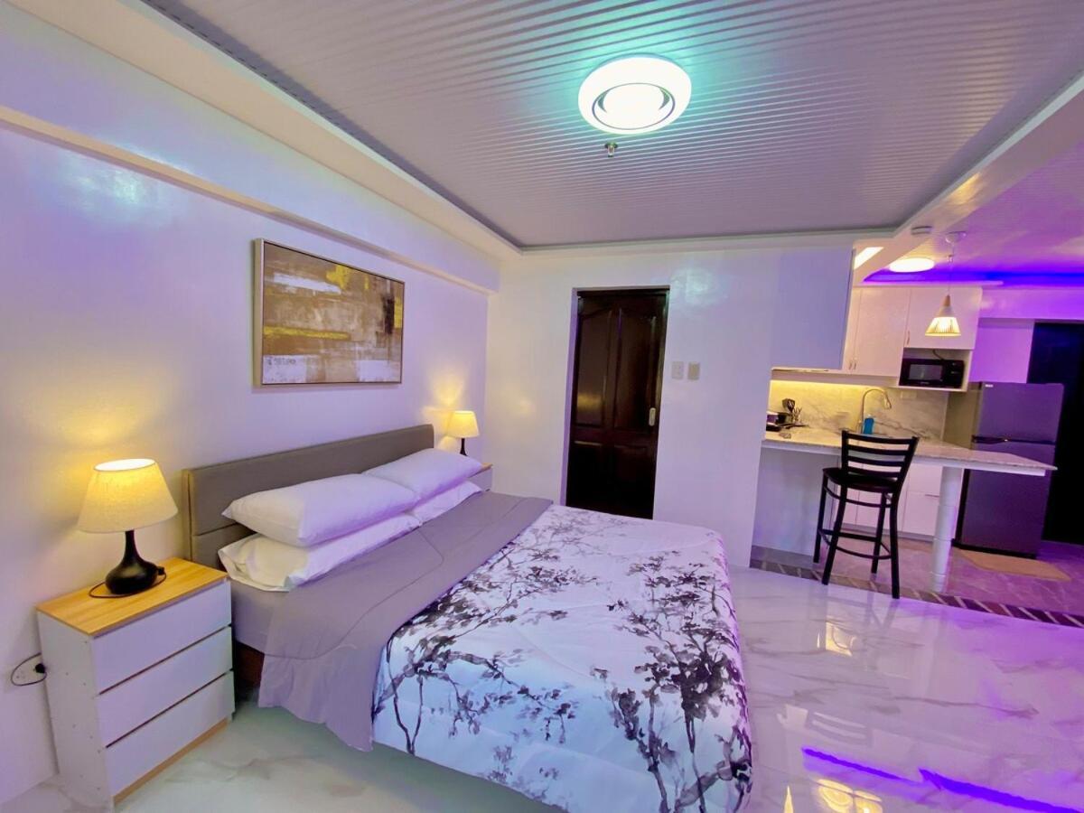 225 Elegant And Comfort