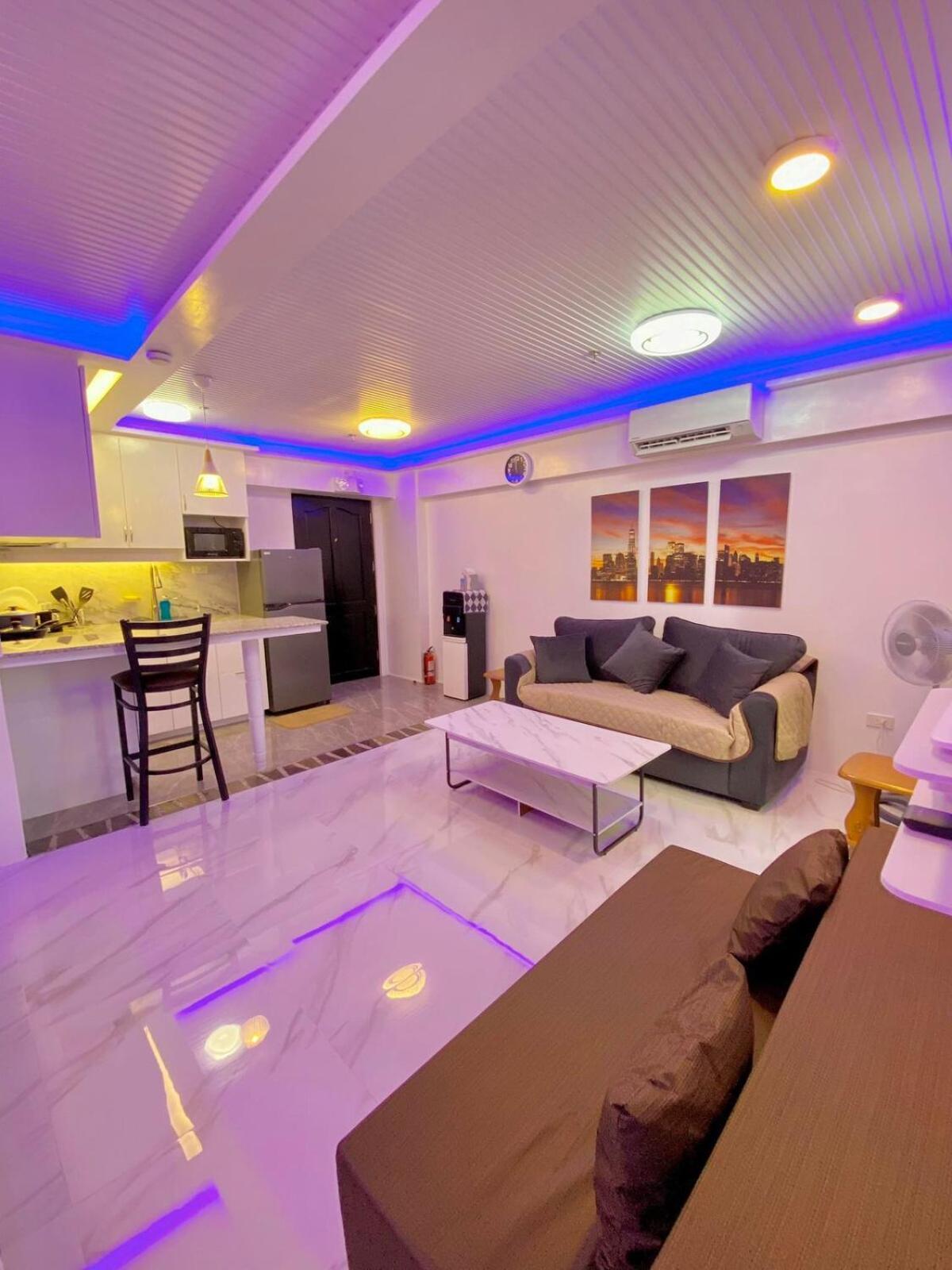 225 Elegant And Comfort Apartment *
