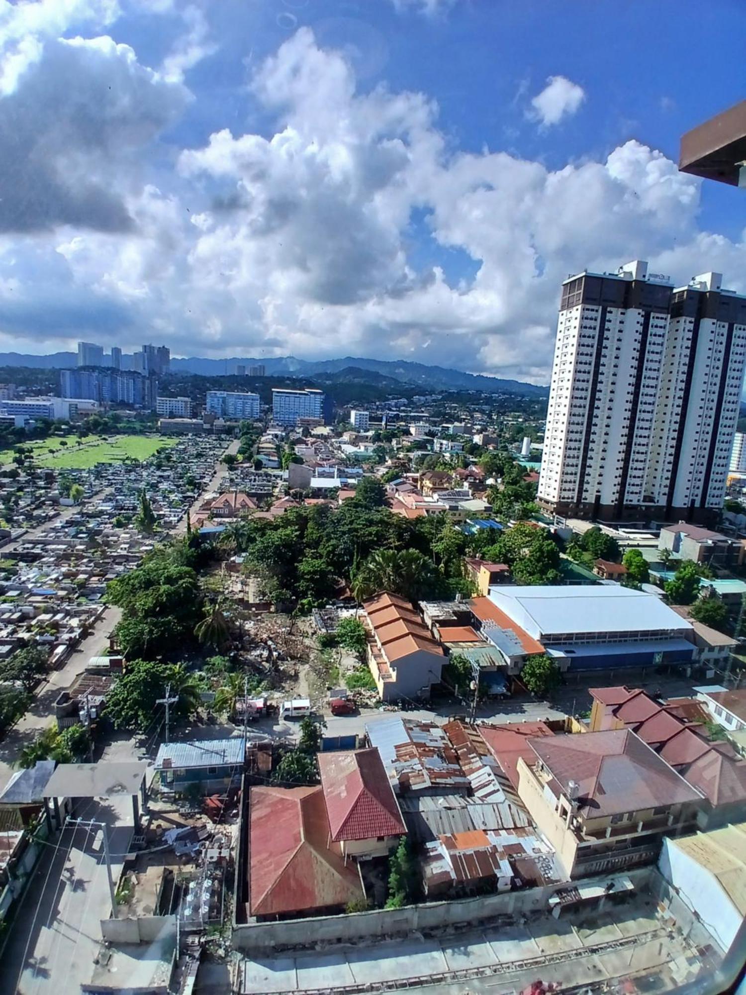 2 Bedrooms Unit Cj & Kc Staycation, Cebu Apartment