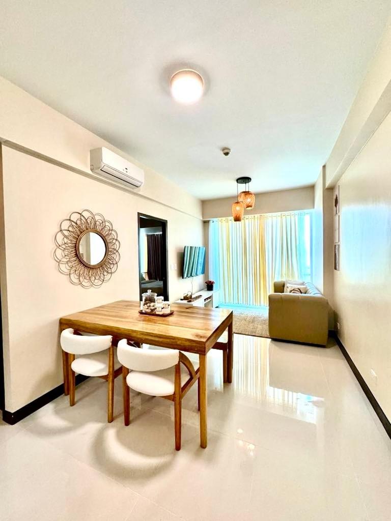 Minimalist, Mactan Newtown 1br *