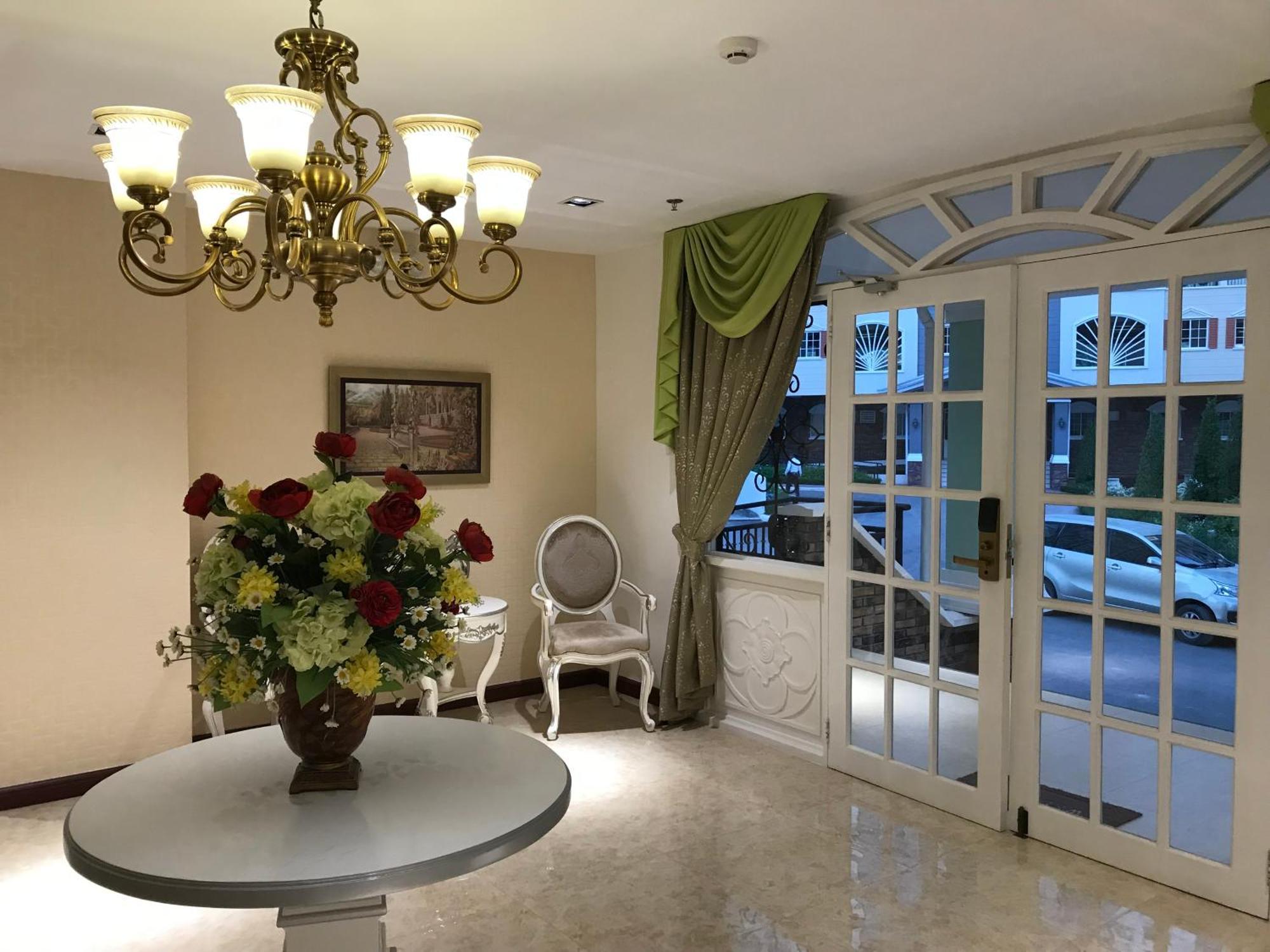 2, Apple One Banawa Heights Aparthotel