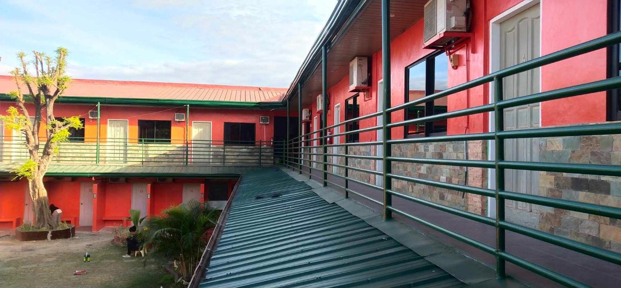 Max Travellers By Reddoorz Lapu-Lapu City
