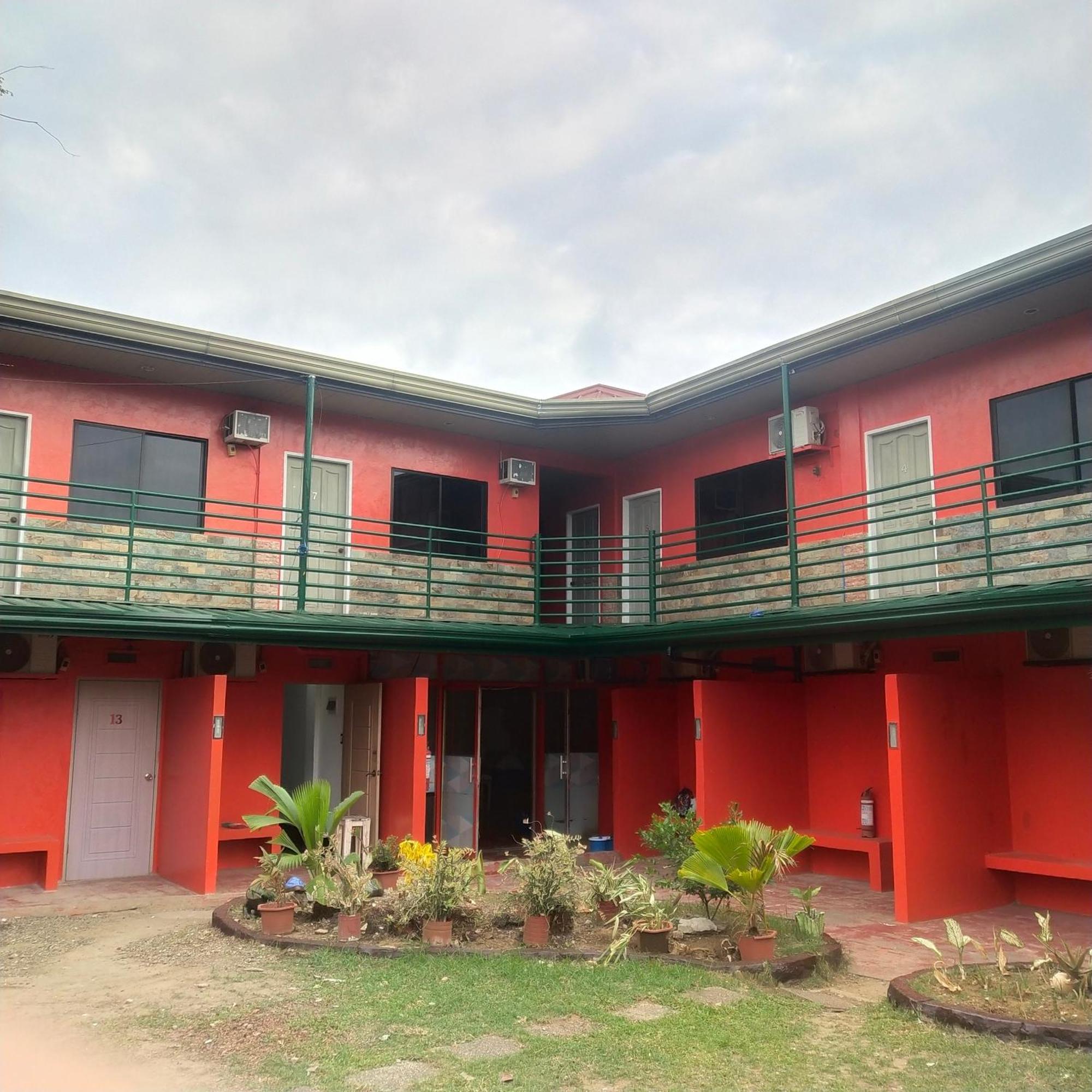 Pensão Max Travellers By Reddoorz Lapu-Lapu City