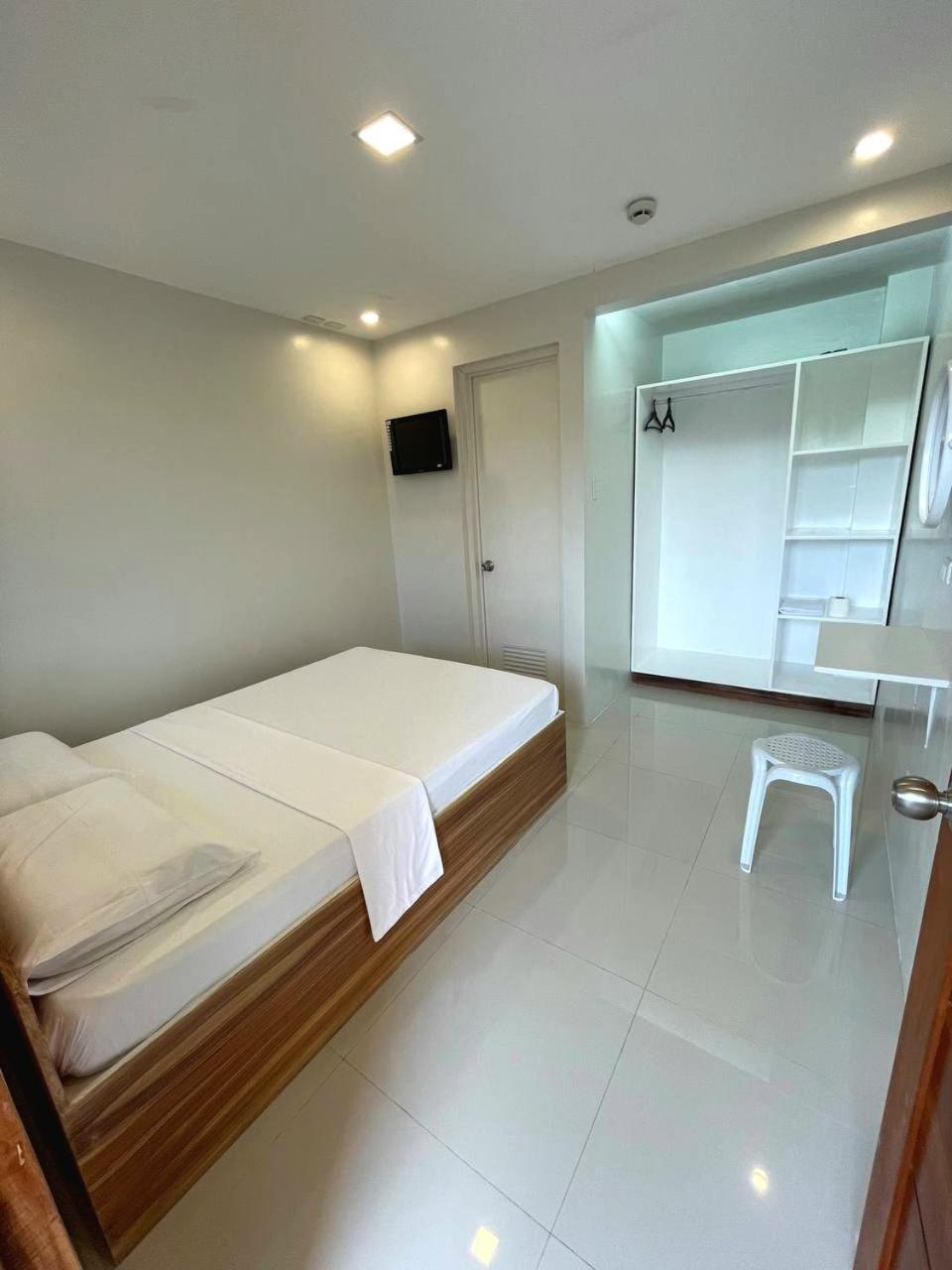 Moalboal-aballe House * Moalboal