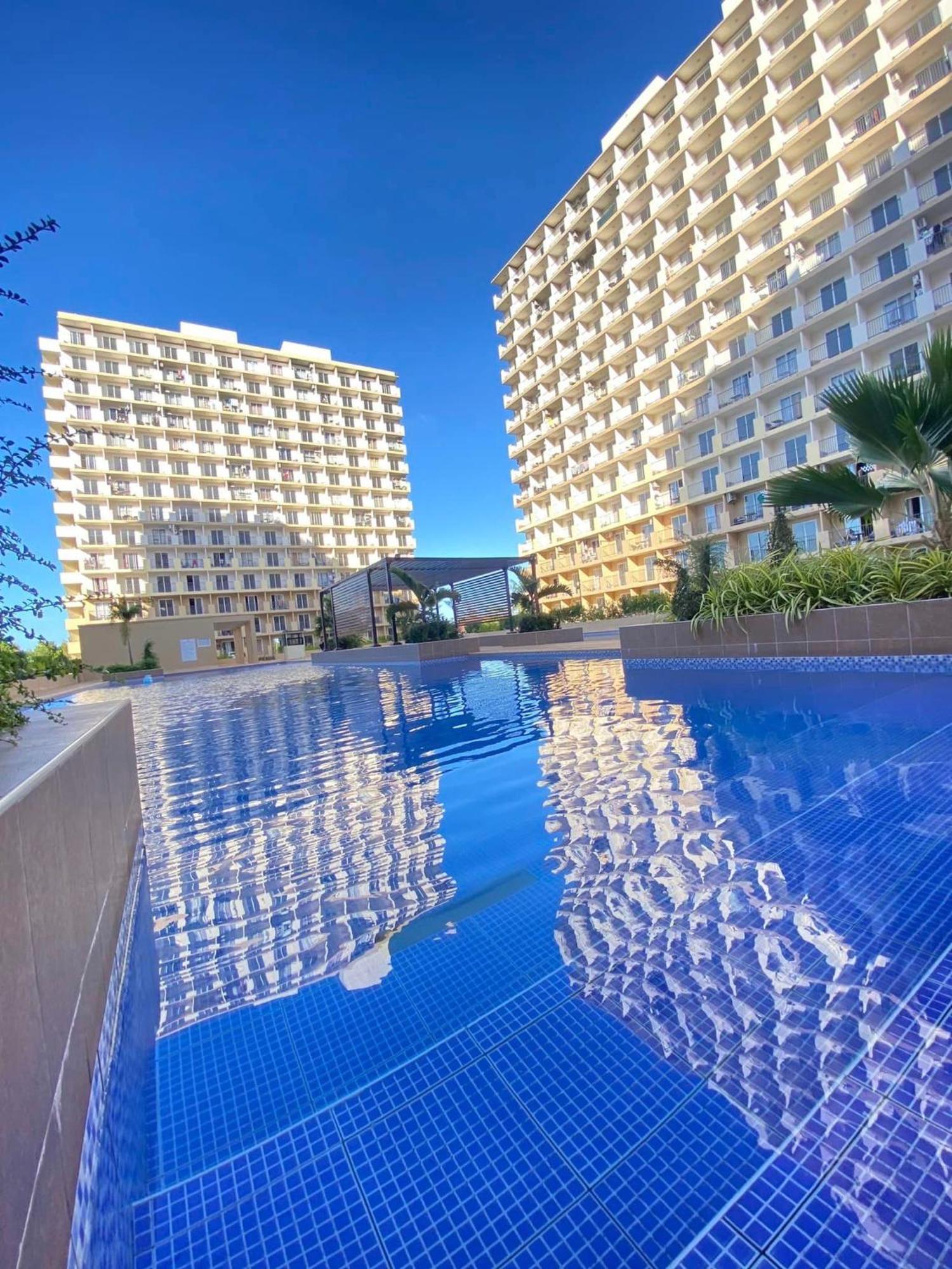 Cheers Staycation Sunrise Panoramic View