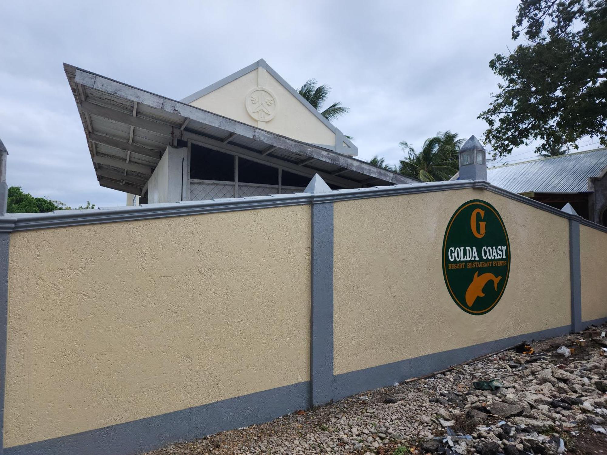 Golda Coast - Hotel Oslob