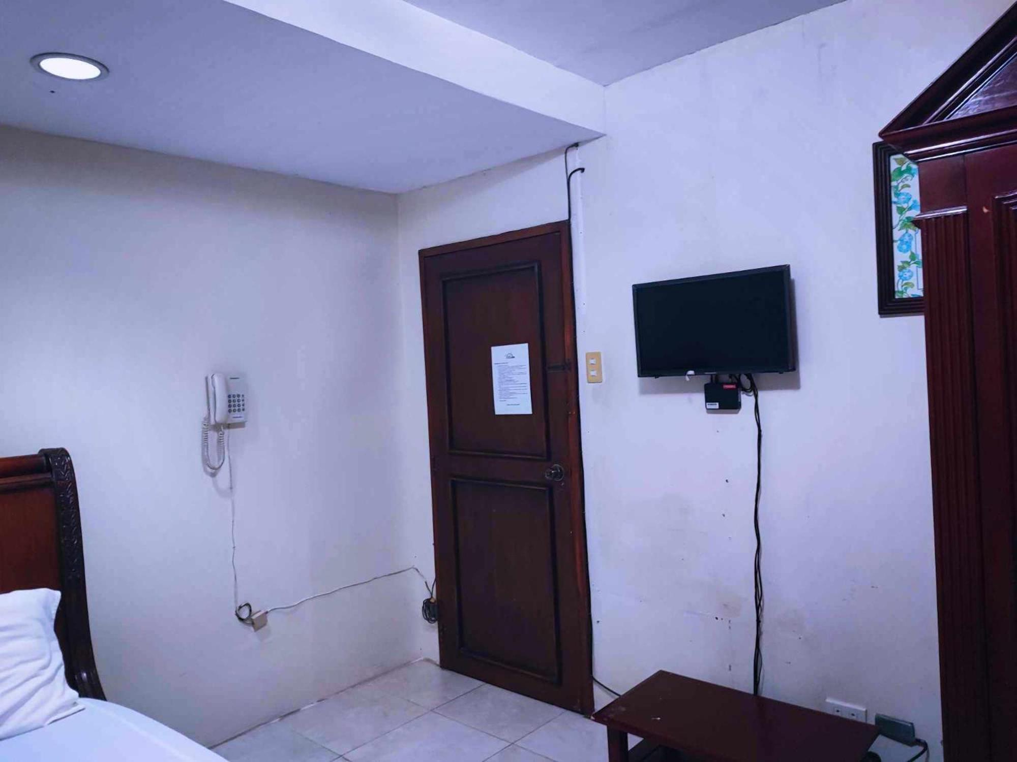 Goland House & By Sms Hospitality Hostel Cebu