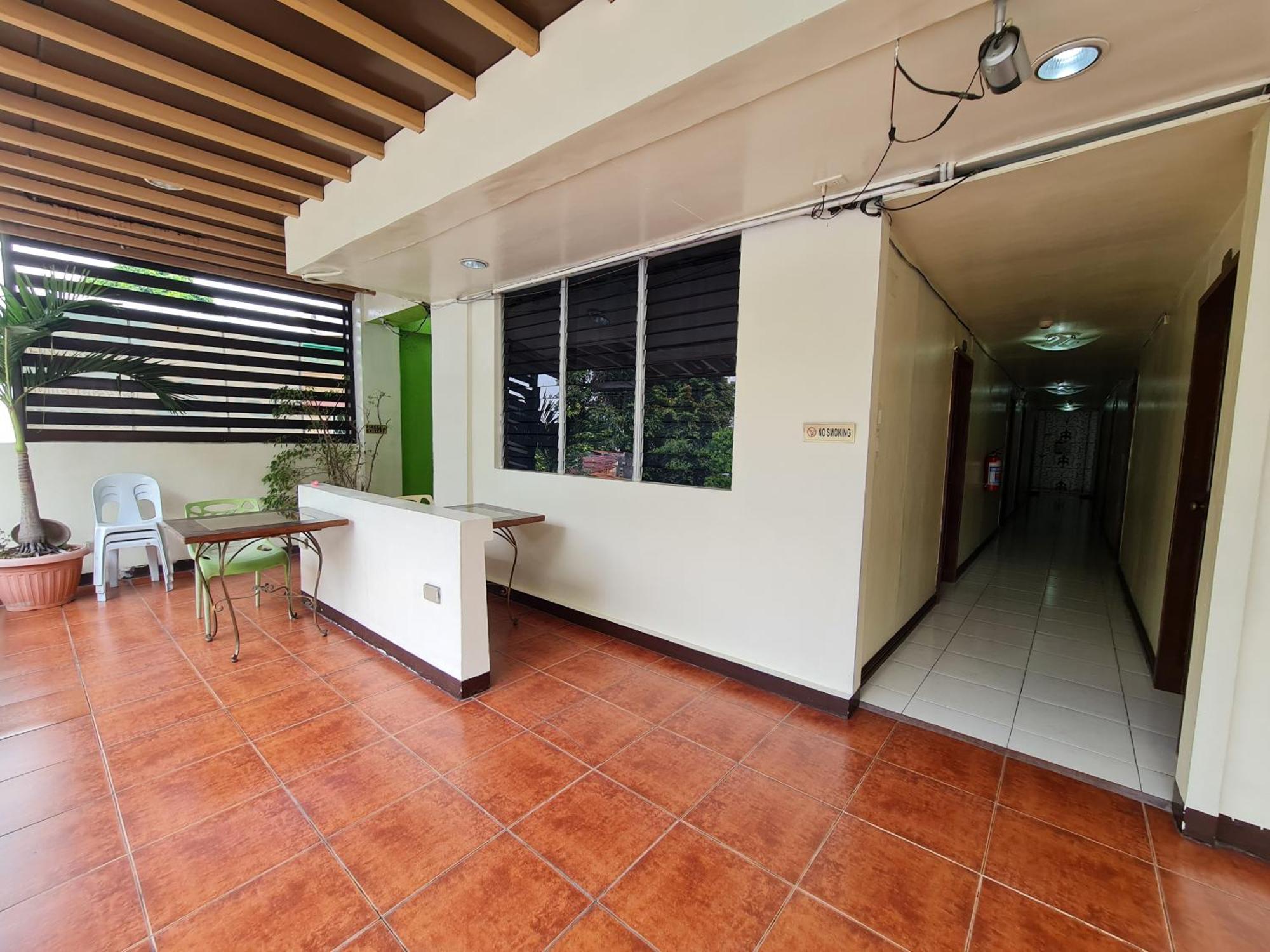 Goland House & By Sms Hospitality Hostel Cebu