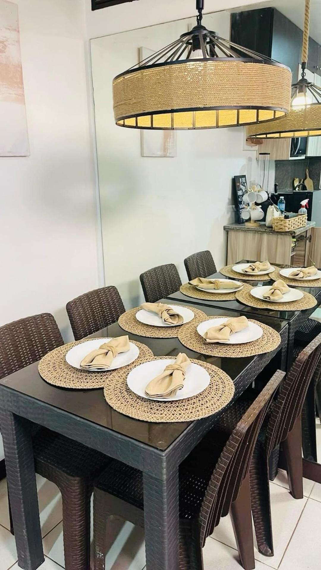 Apartment Eclectic Haven At Urban Deca Homes Mandaue City