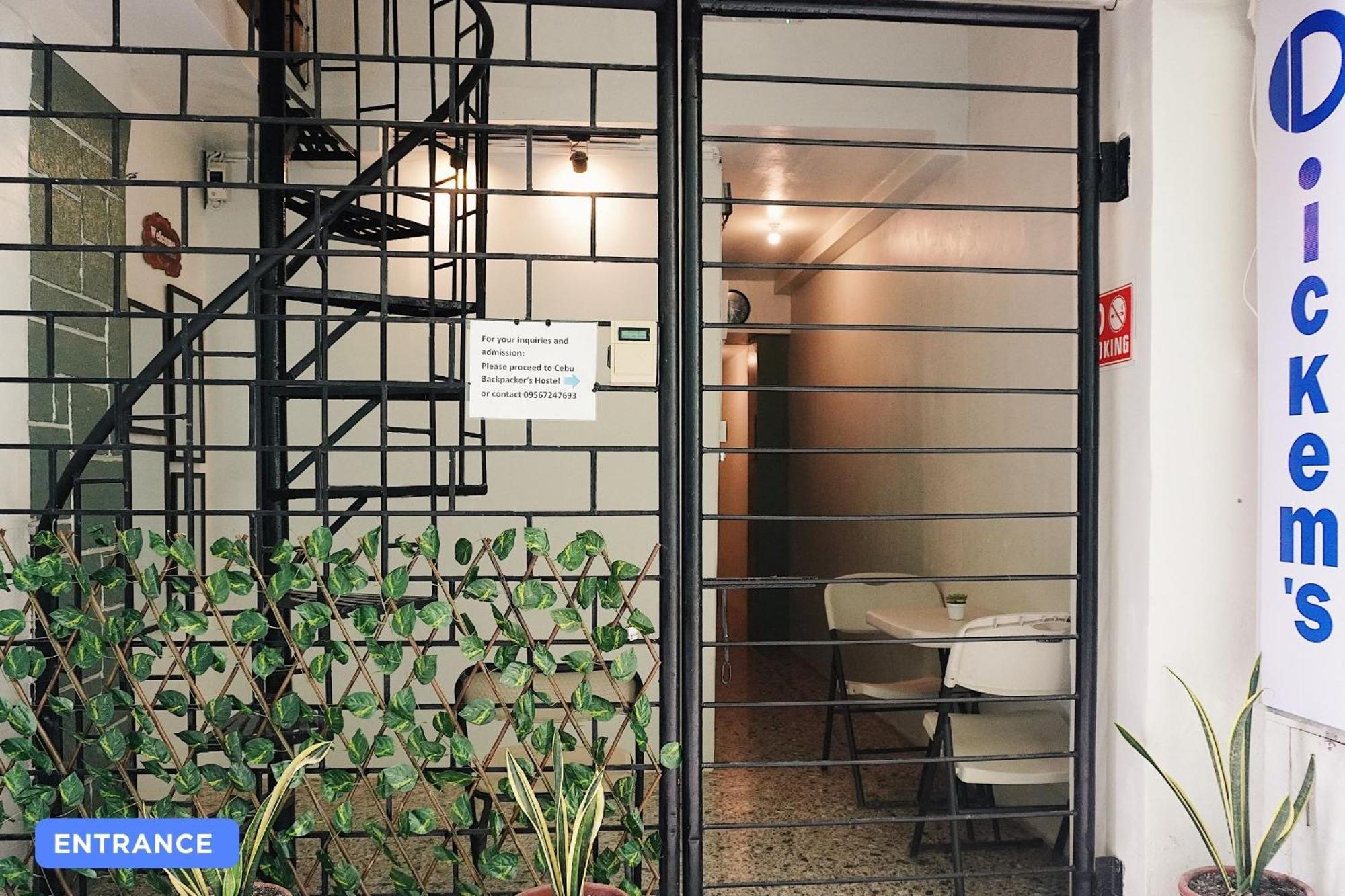 Pensão Dickem's Transient House