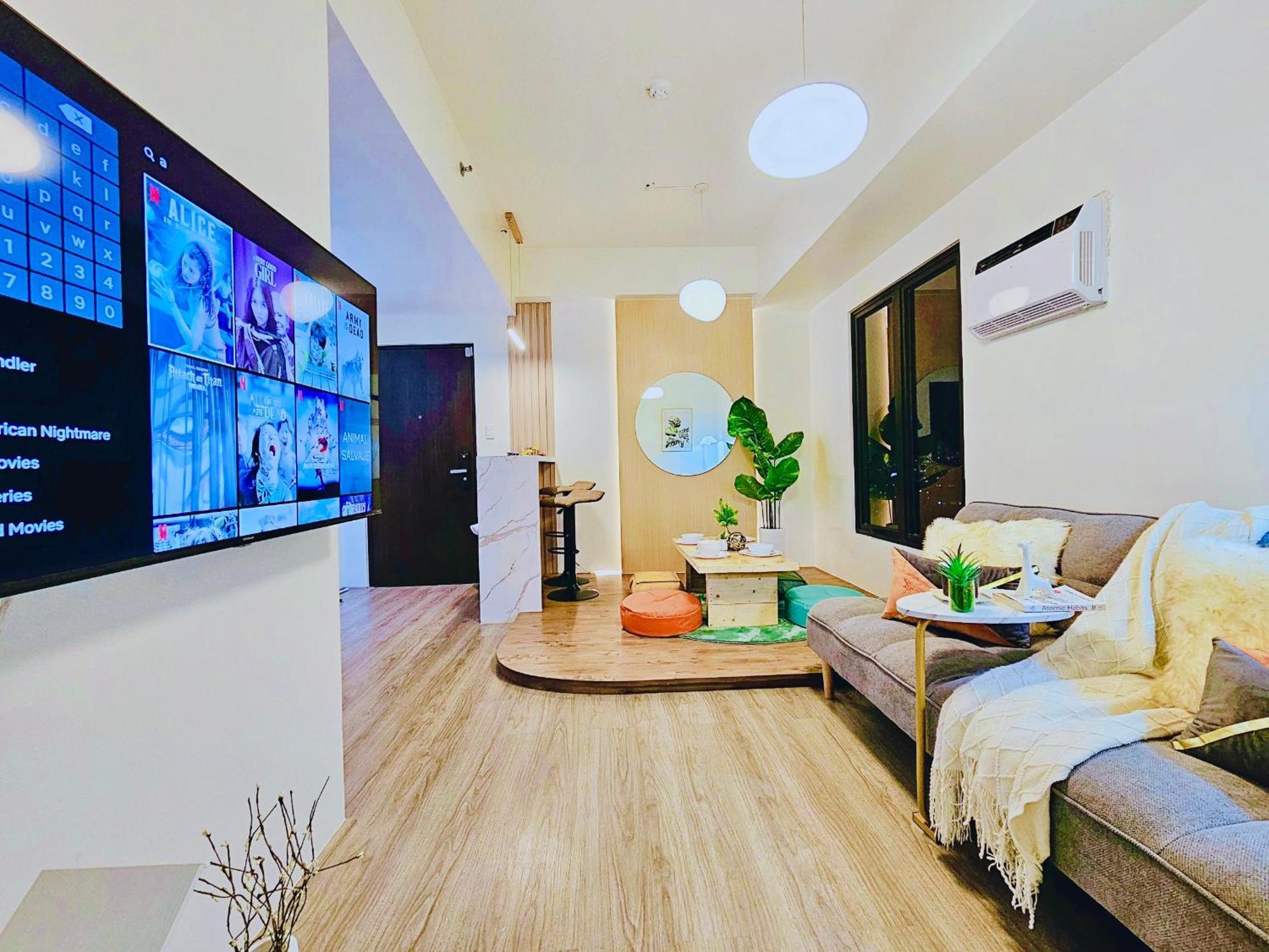 Spacious 1br Highview It Park With Pool And Netflix Cebu