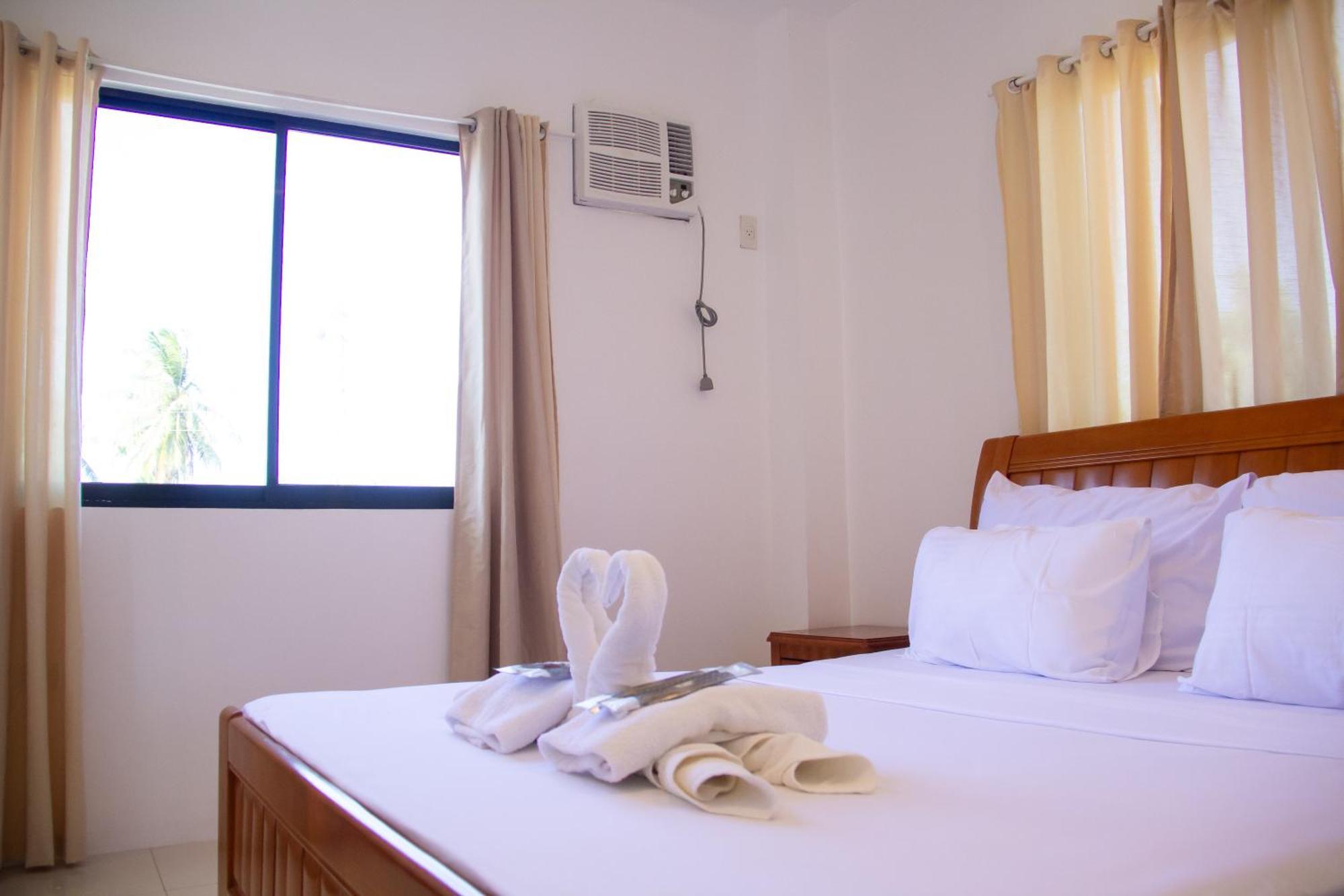 Arnold's Hotel Pooc