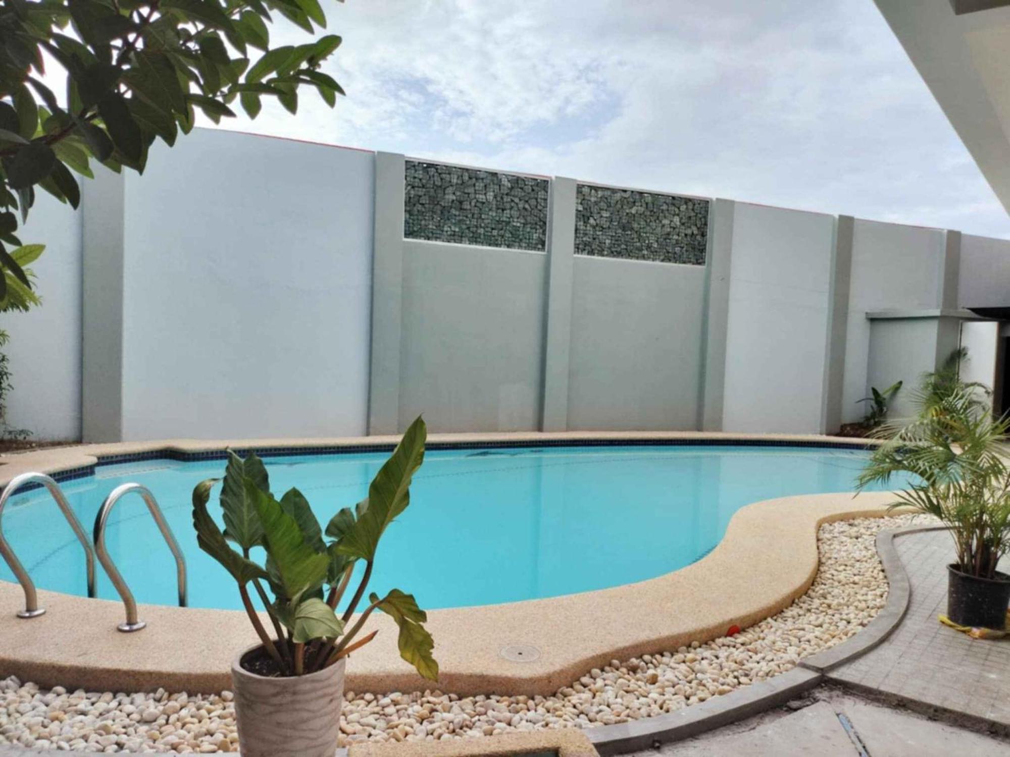 Mactan Reihenhaeuser Holiday home *