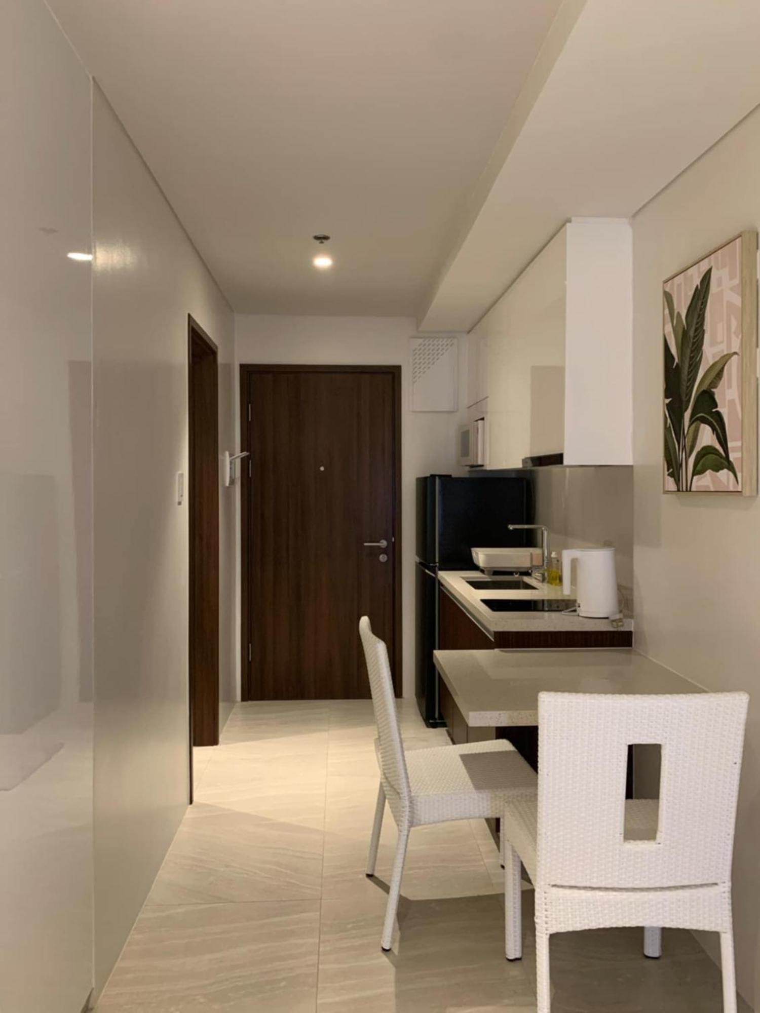 Tambuli Seaside & Residences