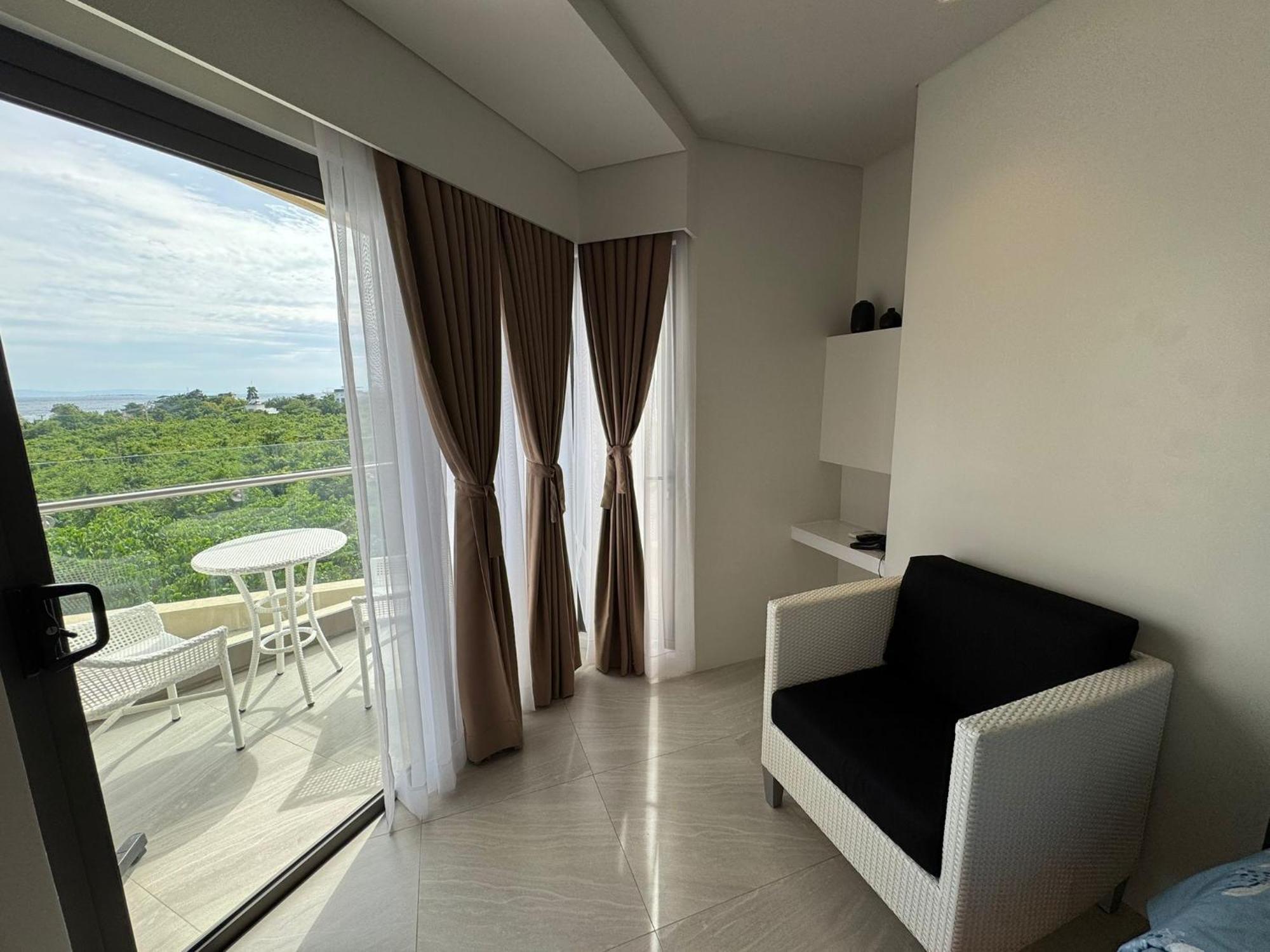 Aparthotel Tambuli Seaside & Residences Lapu-Lapu City