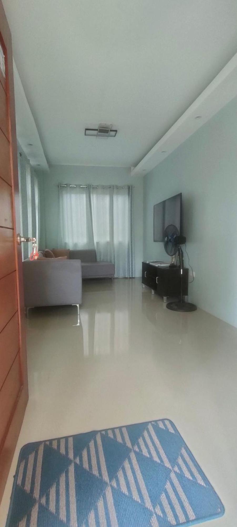 Lilian Bahay bakasyunan