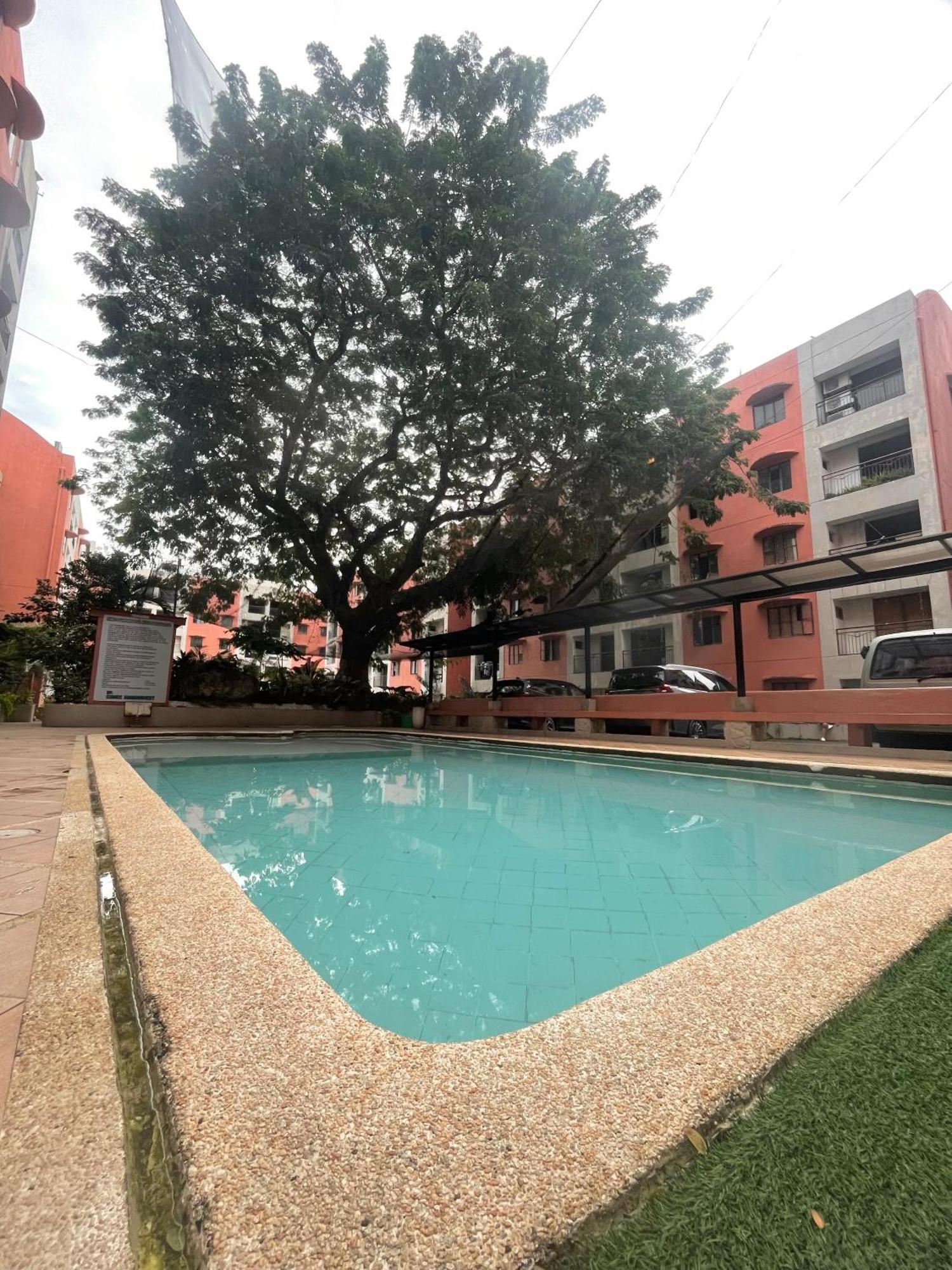 Gentleman's Aparthotel Lapu-Lapu City