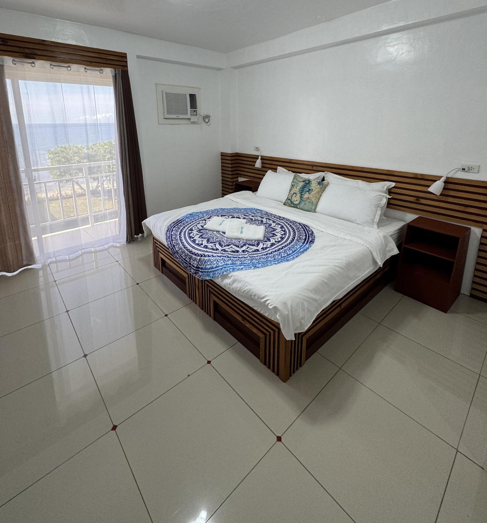 Dapdap Shorelines House Bed & Breakfast San Francisco (Cebu)