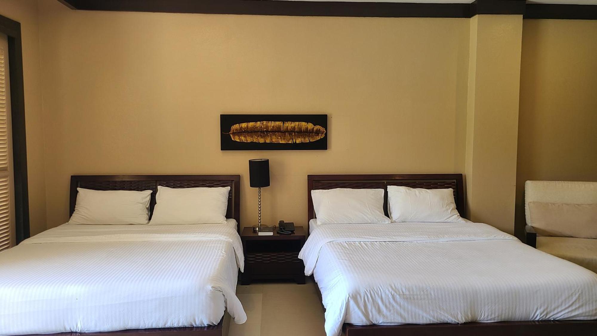 Coralpoint Gardens & Residences Resort *