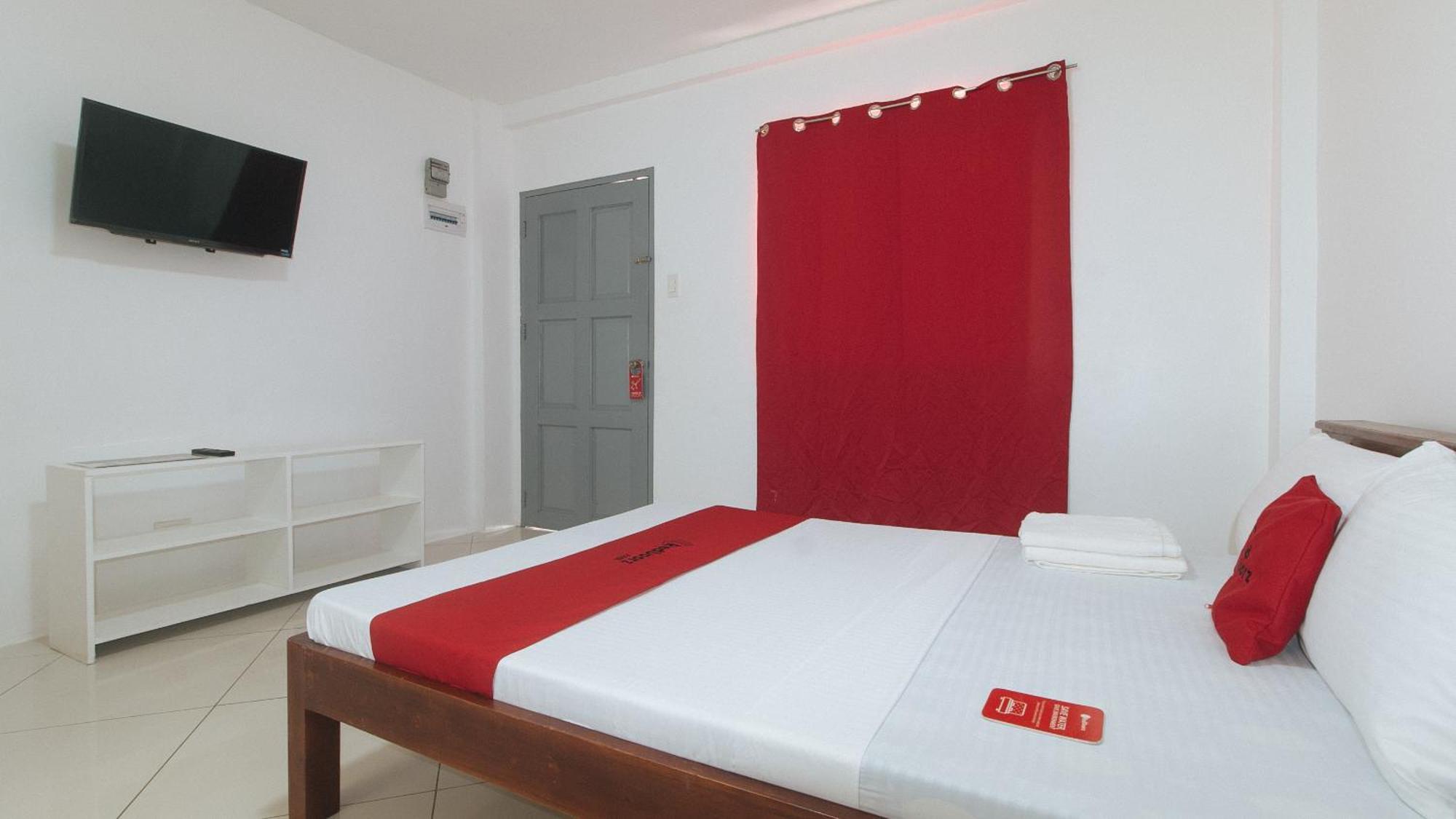 Reddoorz At Fat J Apartelle Mactan Cebu