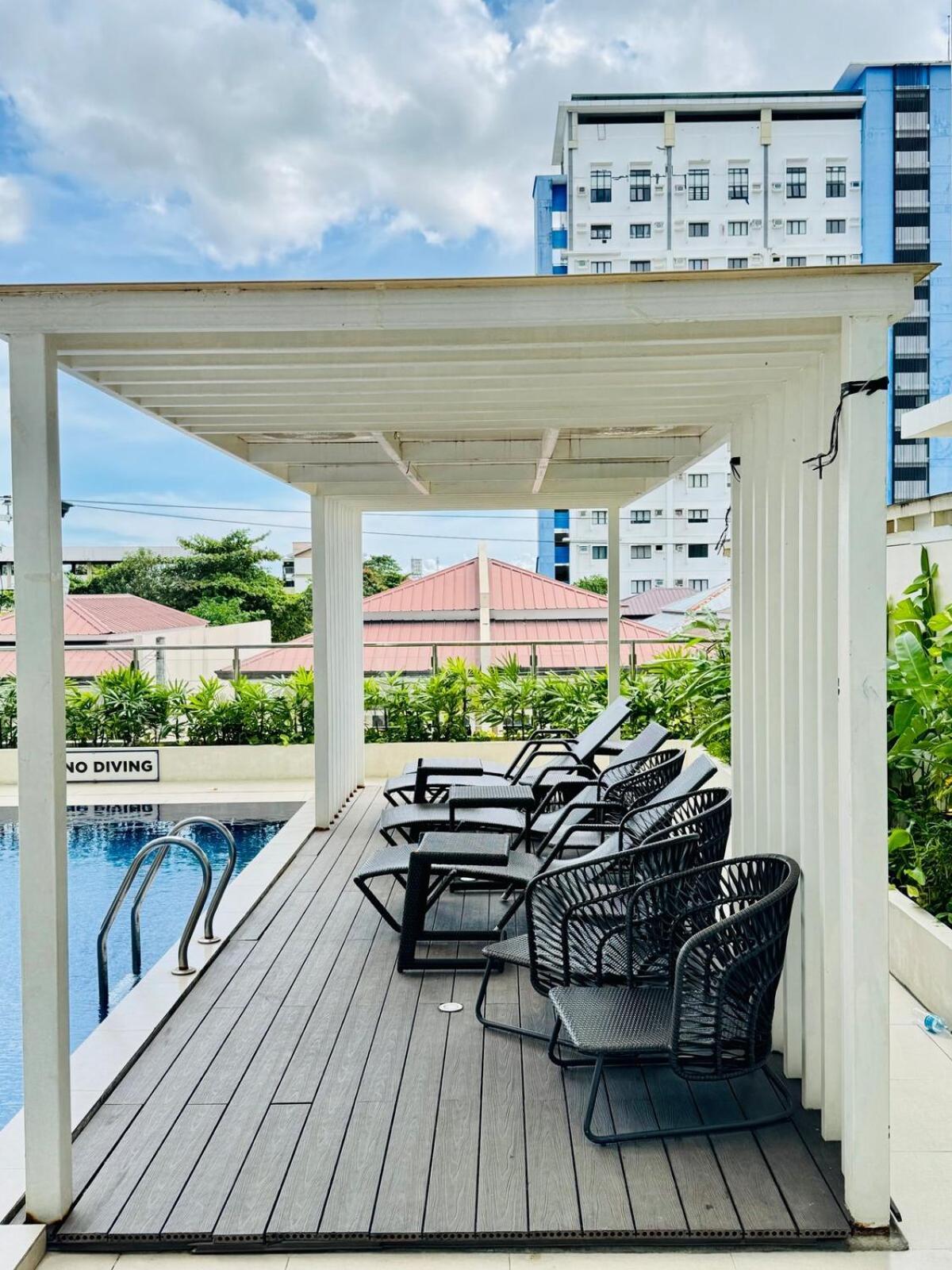 Apartment Northwoods Place 2 Beds Mandaue City
