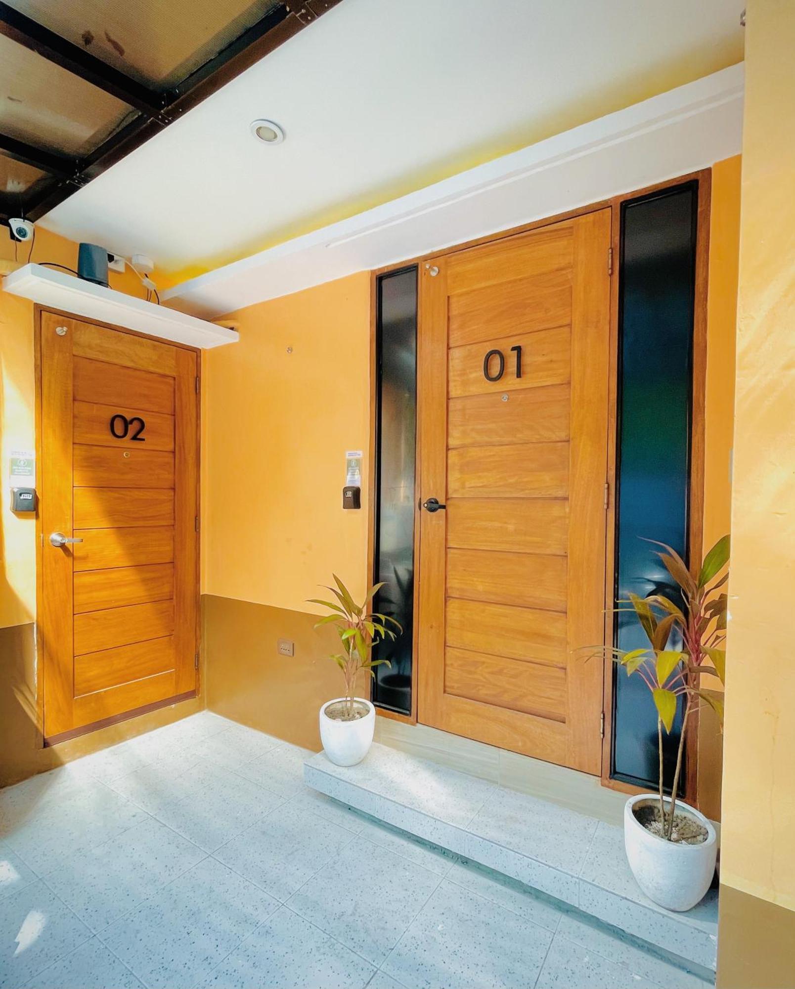 Apartment Group-friendly Stay, Minutes From The Airport *