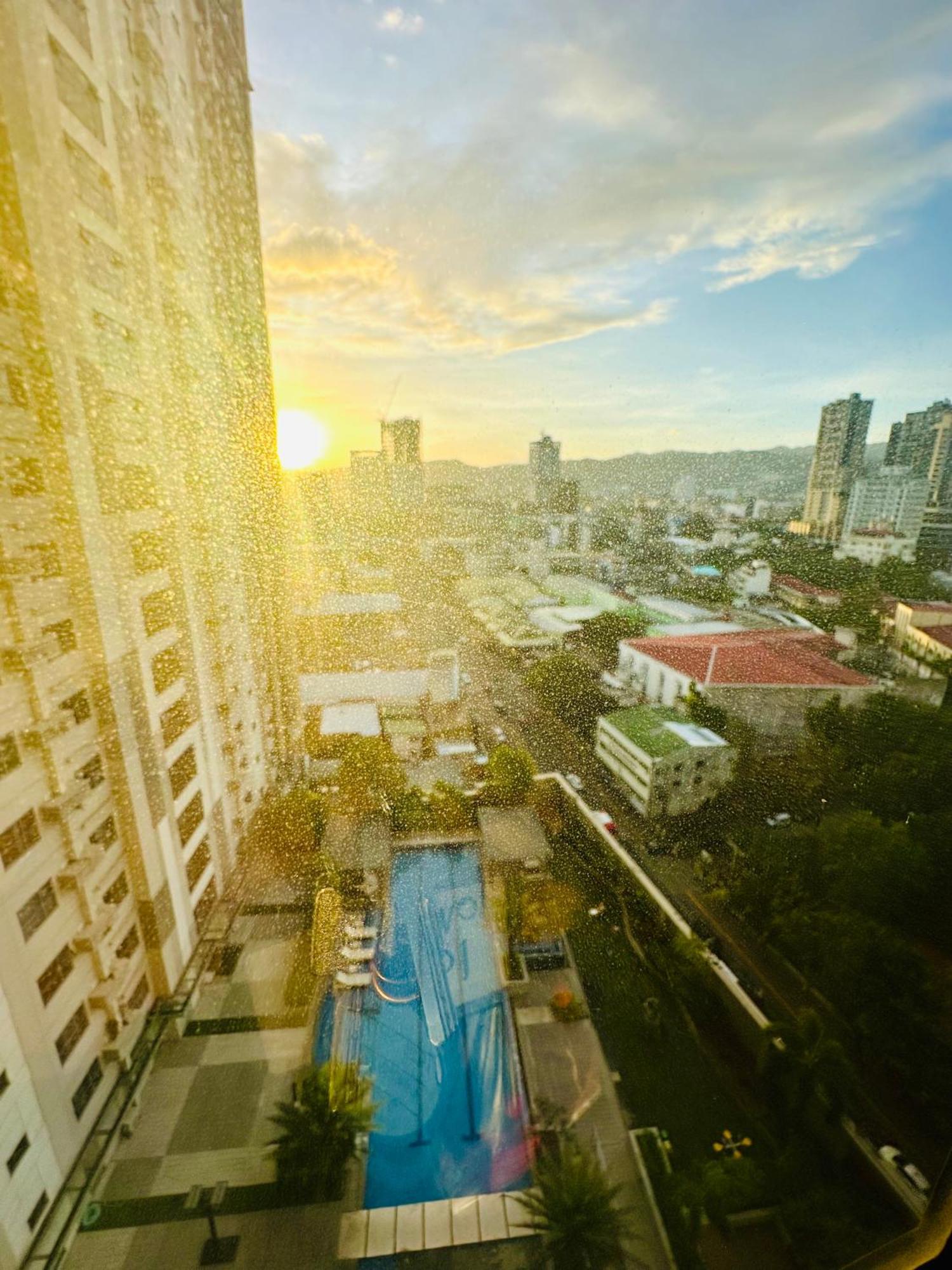 Apartment 19h Tower 2 In Horizons 101 *