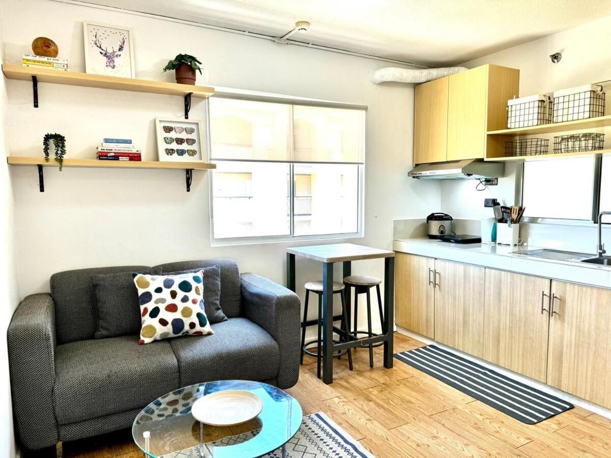 Seaview 2br Near Nustar & Sm Seaside *