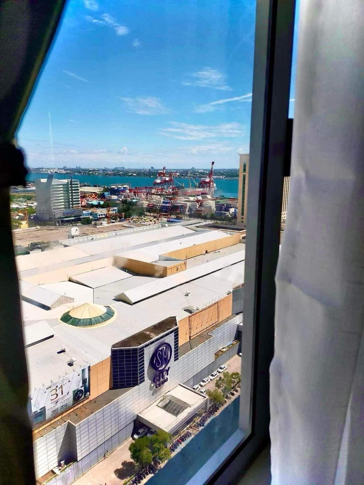 Bed & Breakfast Across Sm Sunvida Tower Unit *