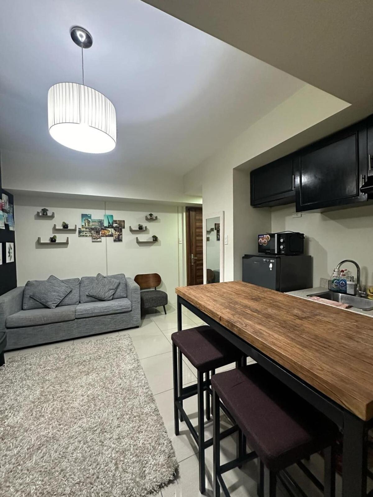 Apartment Chic Corner, Horizons 101,