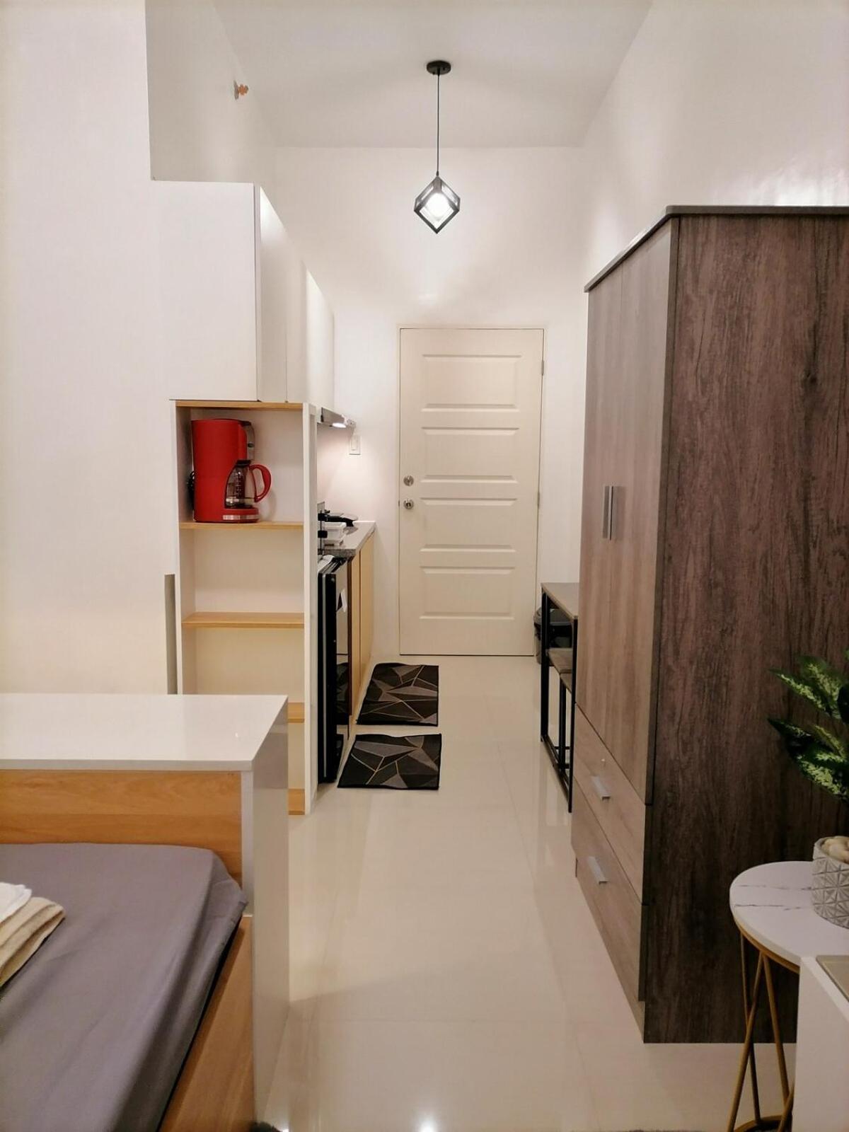 Modena Town Square Minamalist Style Bm Apartment Minglanilla