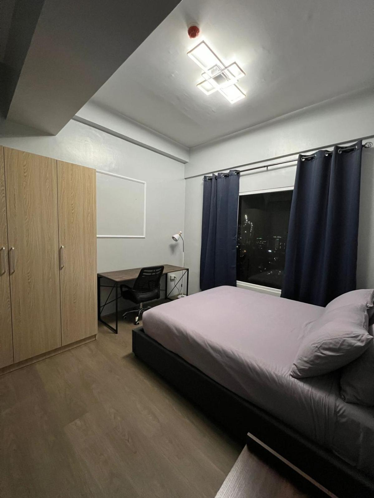 Spacious 1br With Panoramic Views Apartment *