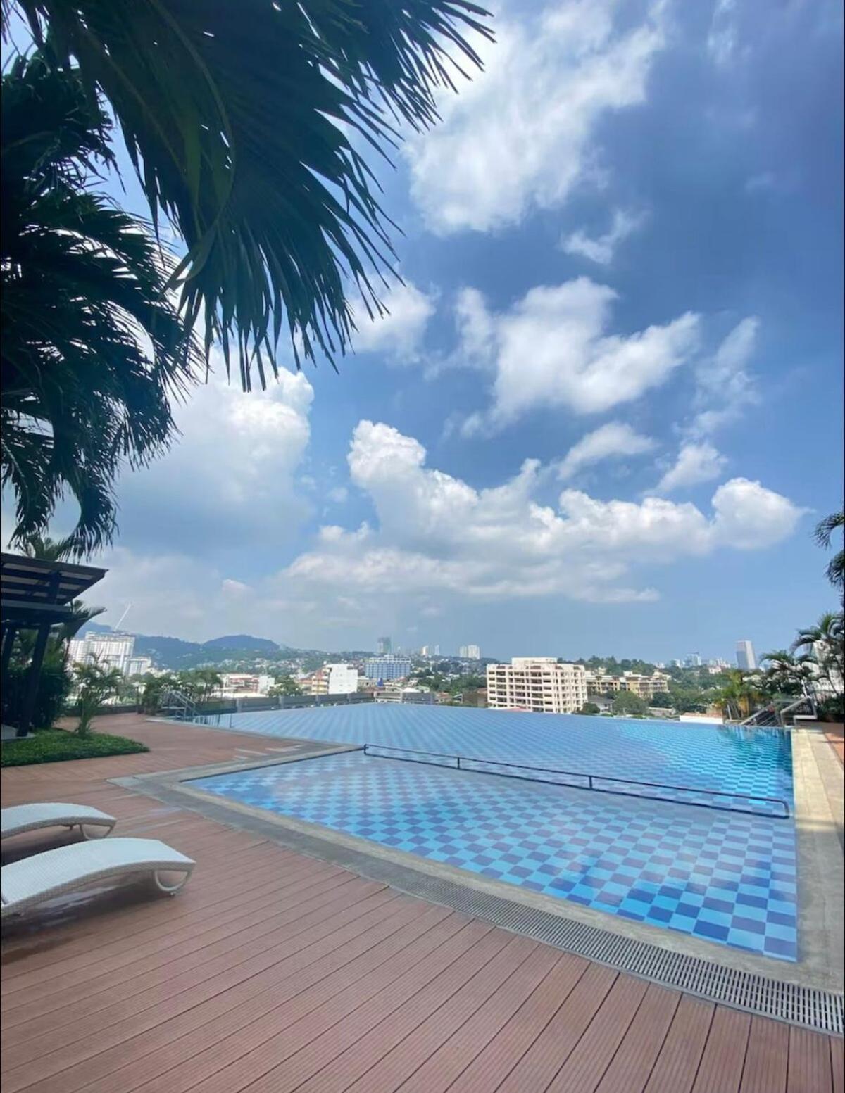 Spacious 1br With Panoramic Views Cebu