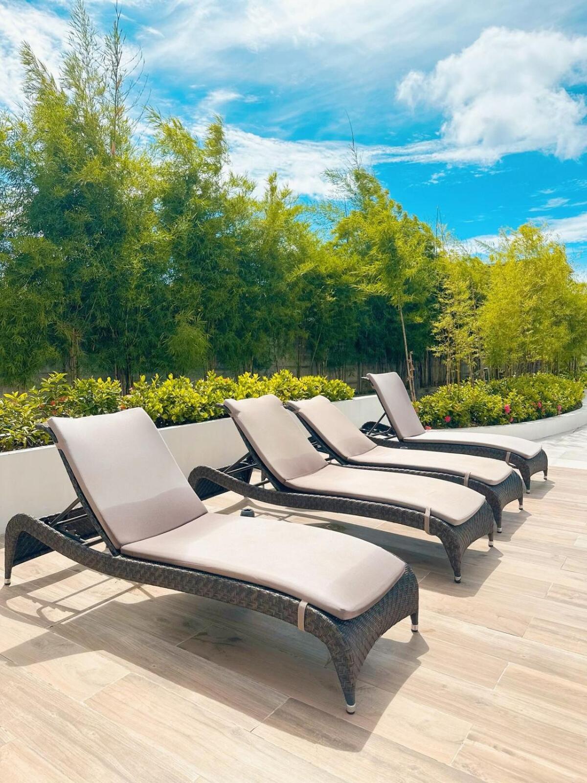 Vibes Fully Furnished In Cebu Apartment