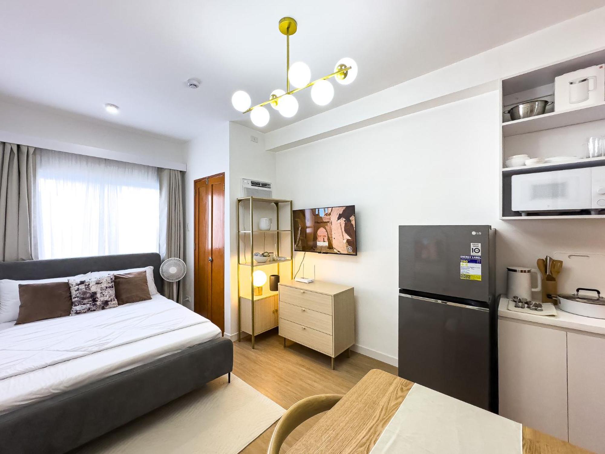 With Free Use Of Pool And Free Parking In Cebu Lapu-Lapu City