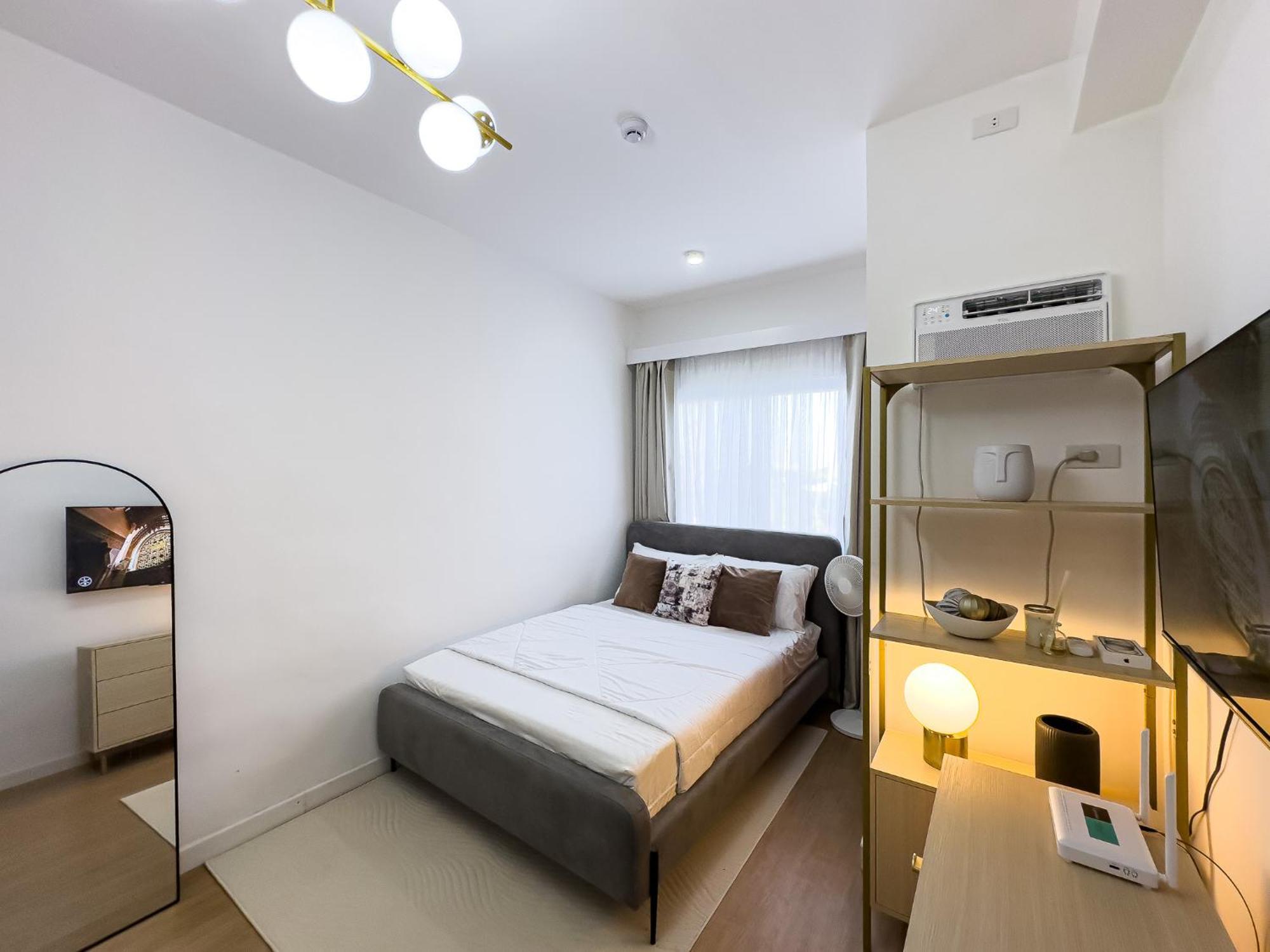 With Free Use Of Pool And Free Parking In Cebu Apartment *