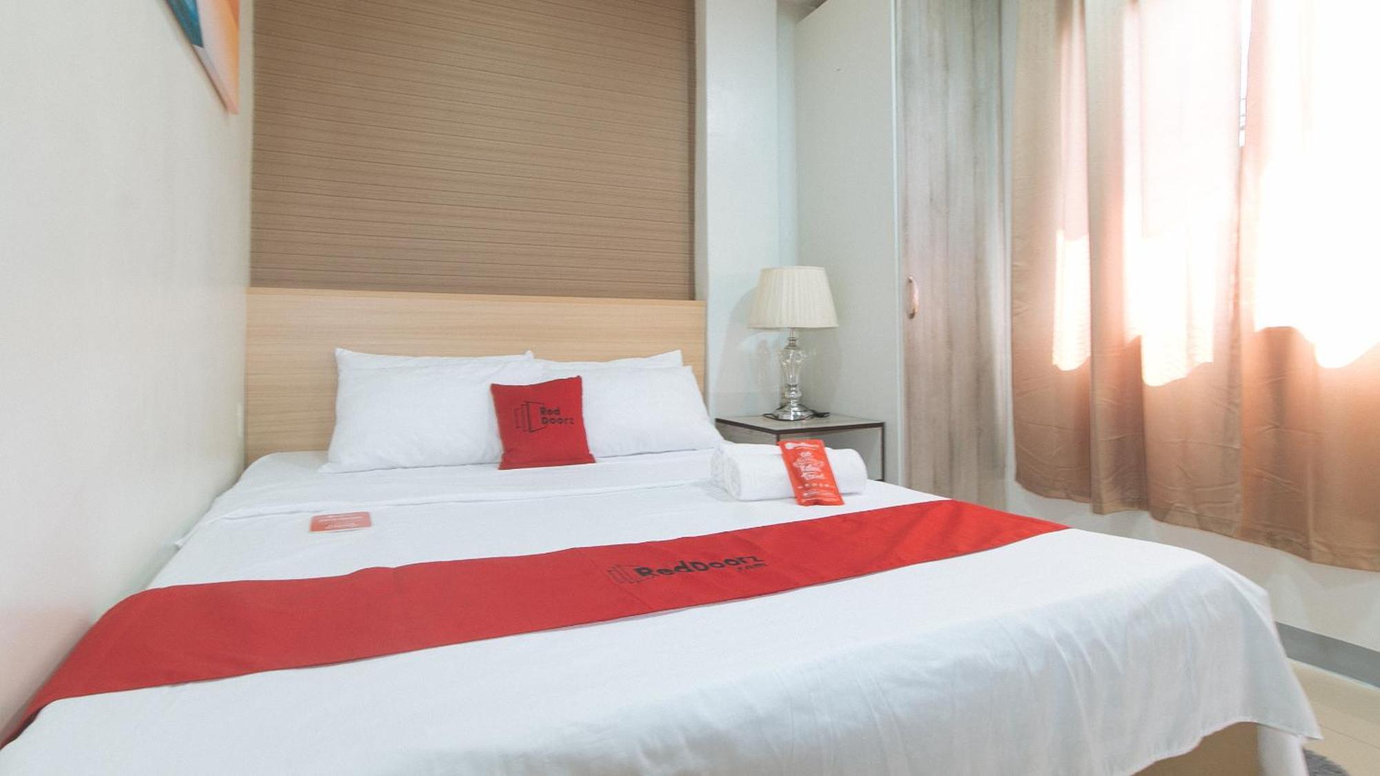 Hotel Reddoorz @ St. Paul Village Lapulapu