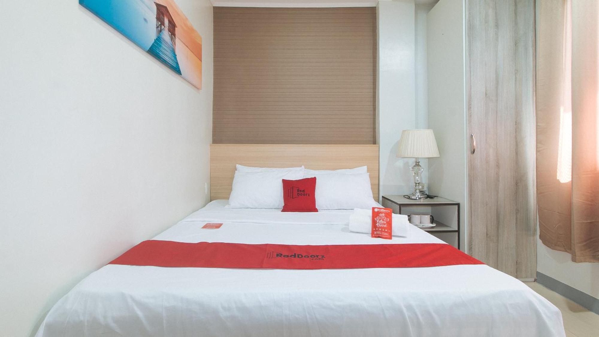 Hotel Reddoorz @ St. Paul Village Lapulapu Lapu-Lapu City