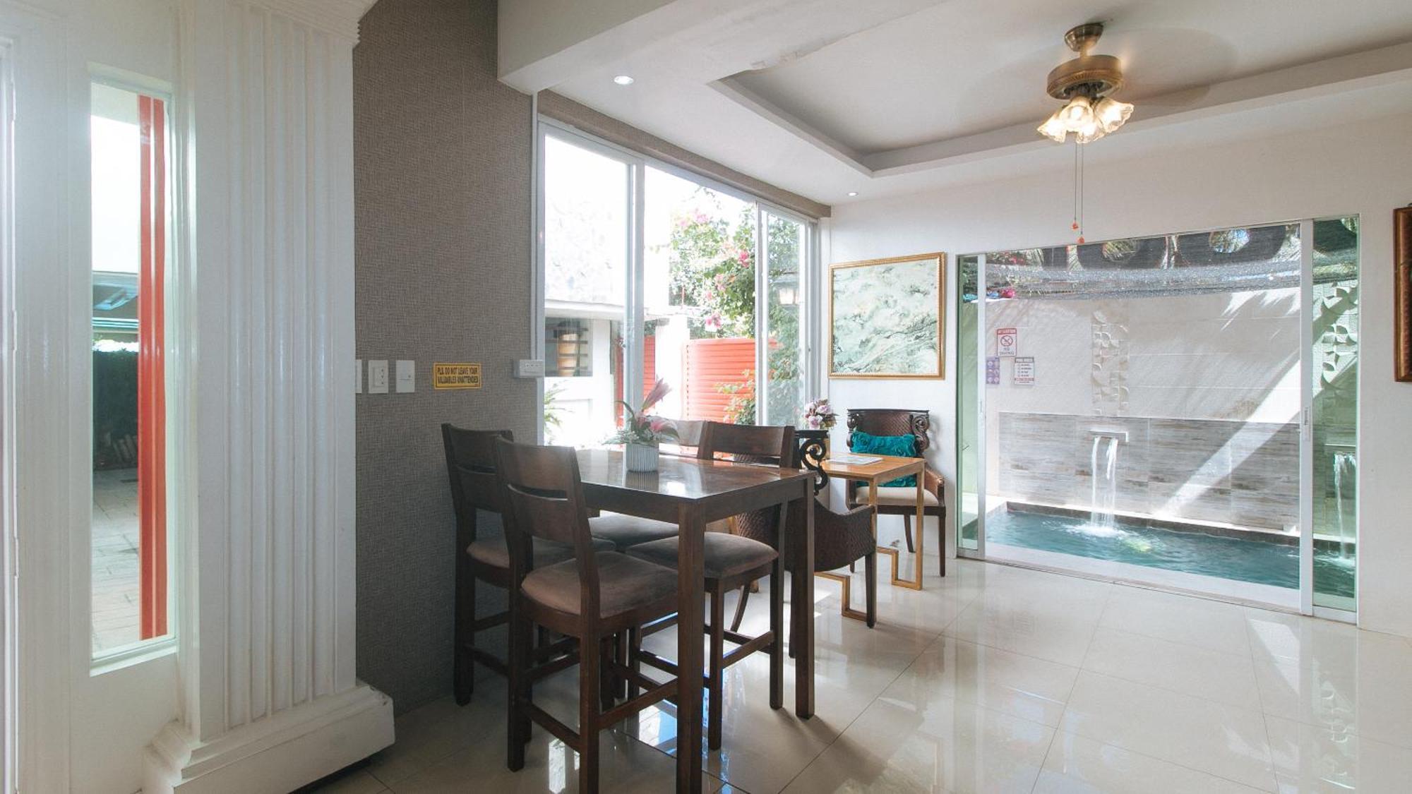 Hotel Reddoorz @ St. Paul Village Lapulapu
