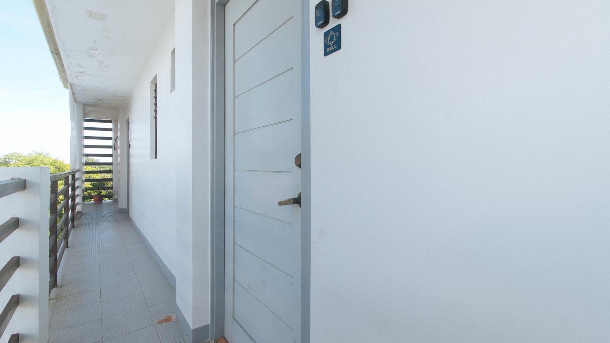 Hotel Reddoorz @ St. Paul Village Lapulapu