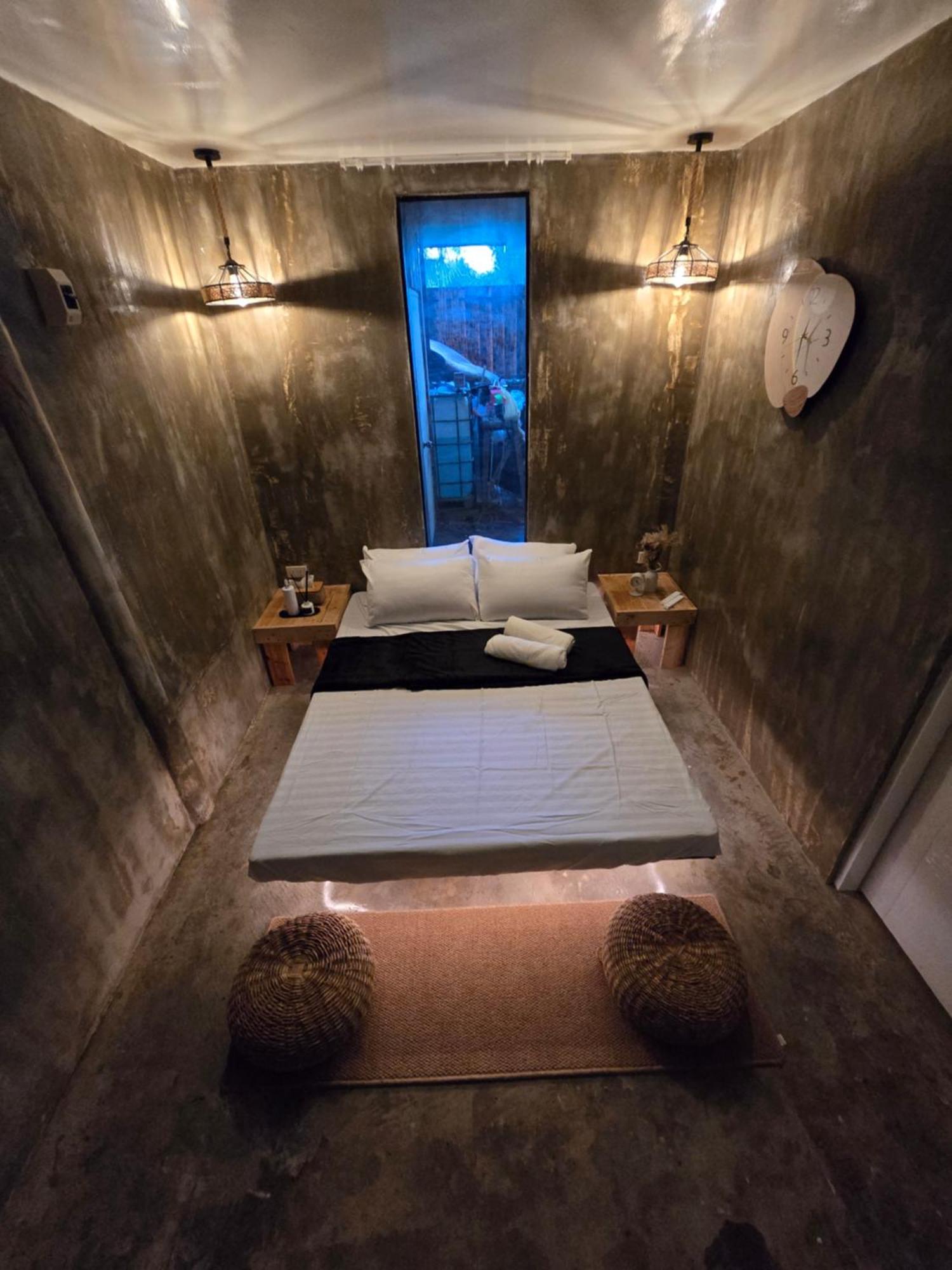 Casa Christiana Hostel Moalboal