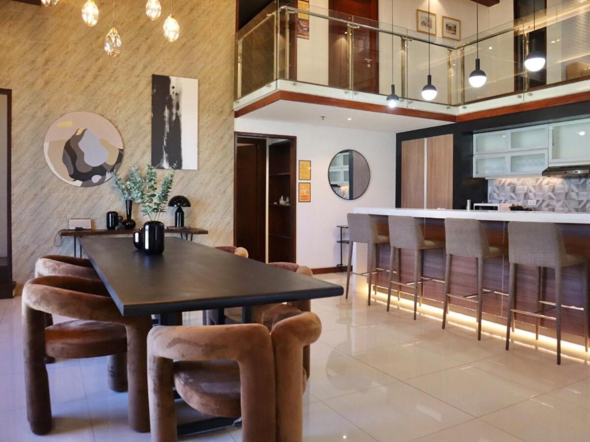 Apartment Stylish Luxury Penthouse With 3br, Wifi, Gym, Across Malls