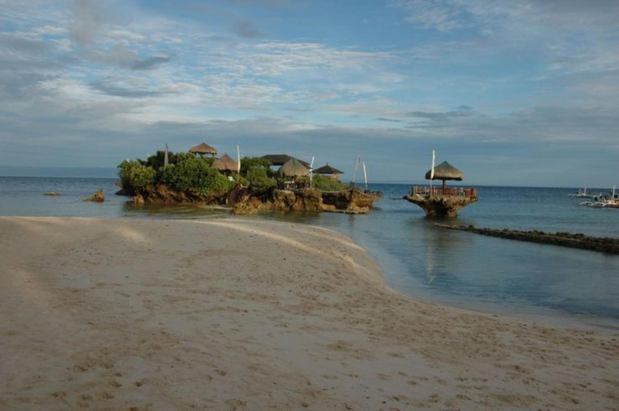 Resort Reddoorz At Homa Santiago (Camotes Islands)