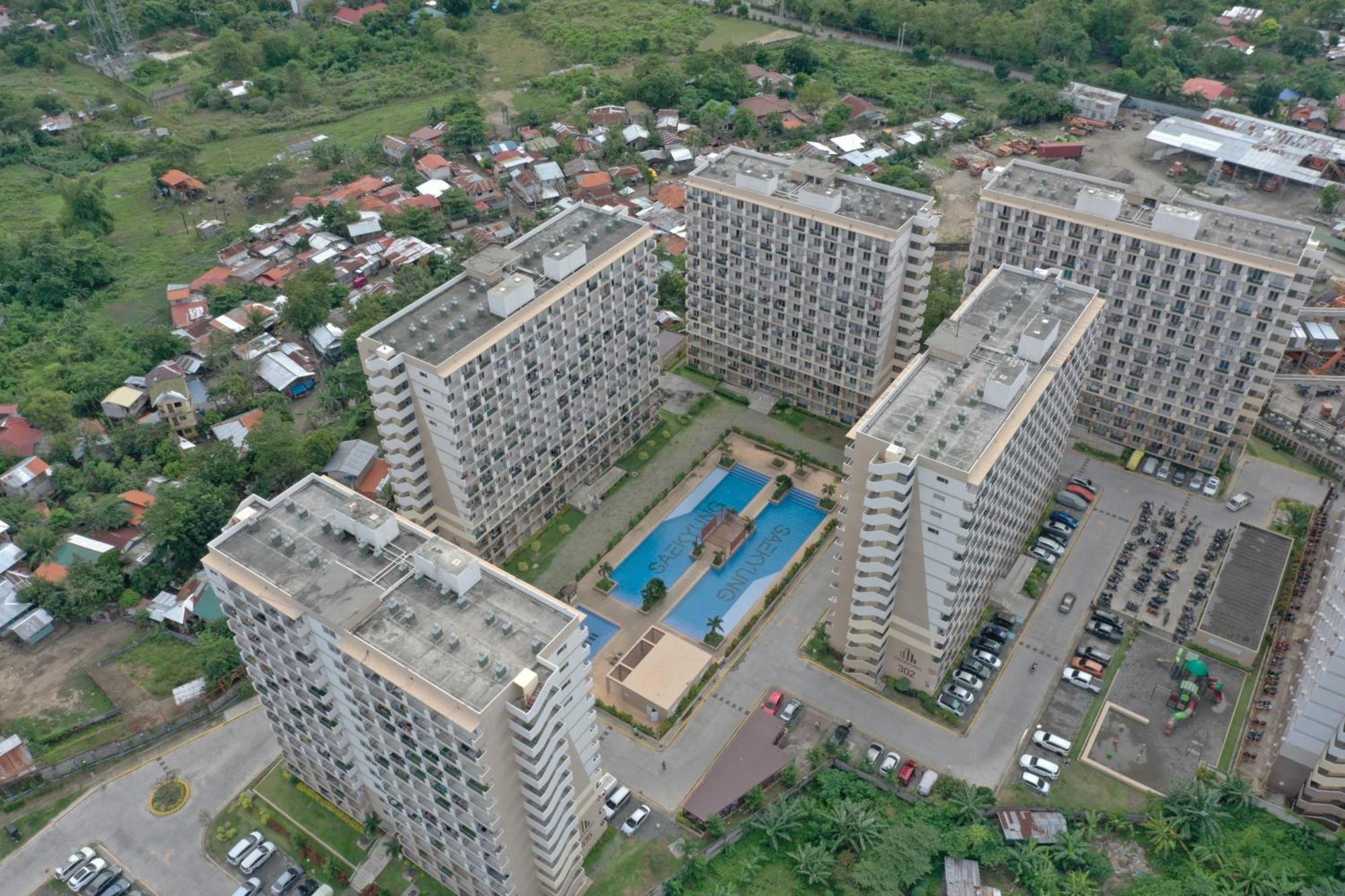 Near Mactan Airport Apartment